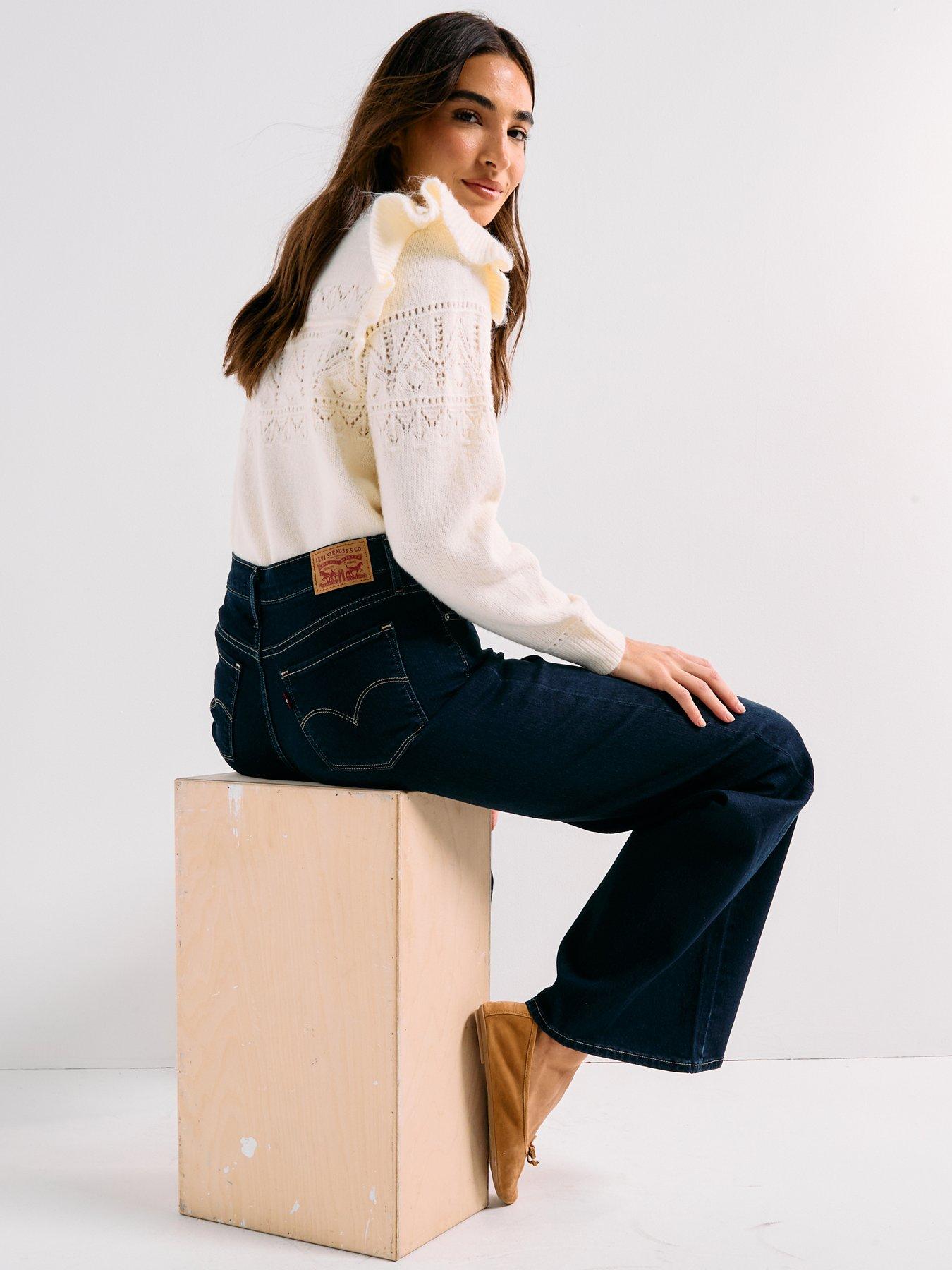 Image 2 of 6 of Levi's 318 Shaping Wide Leg