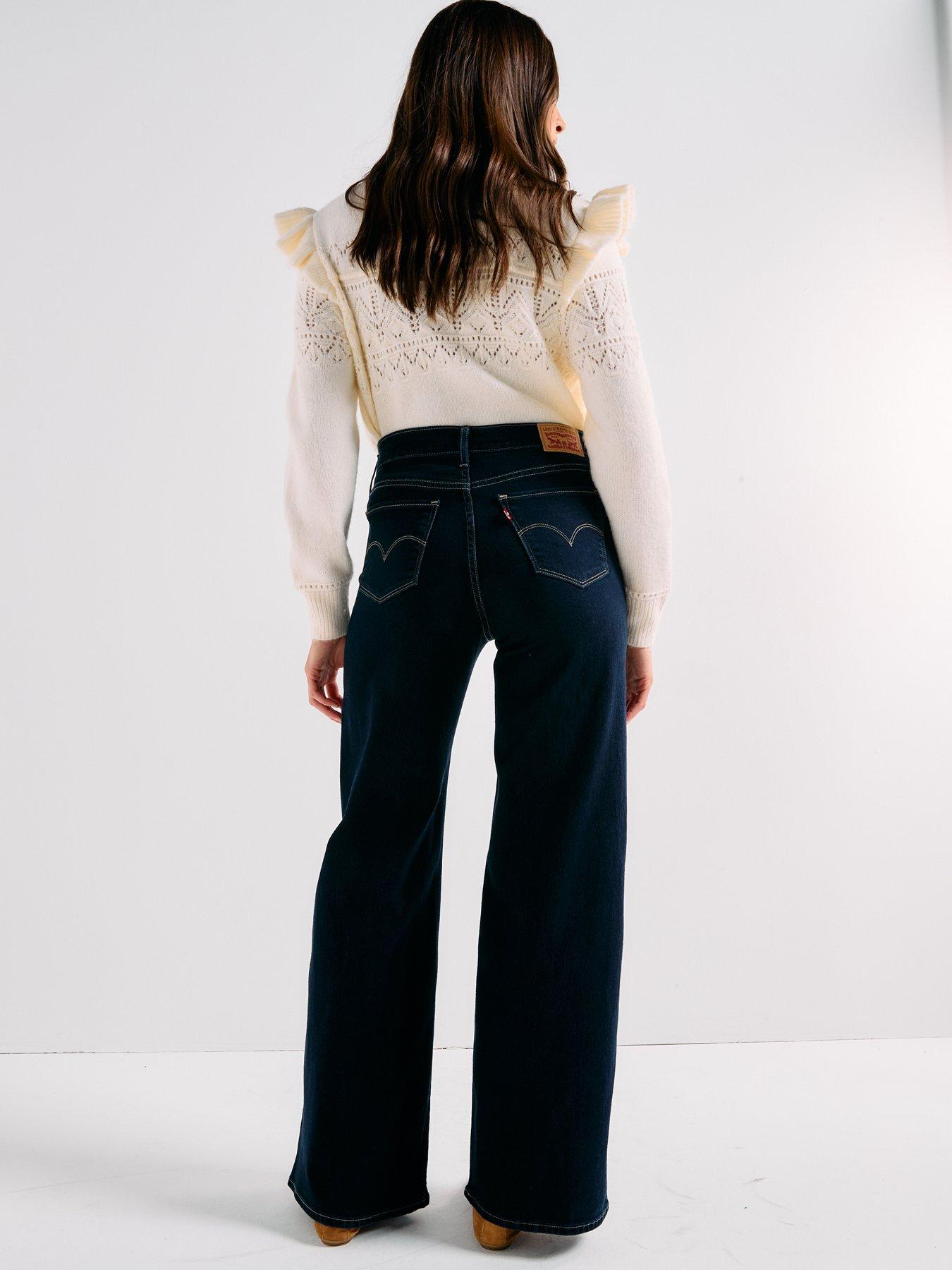 Image 5 of 6 of Levi's 318 Shaping Wide Leg