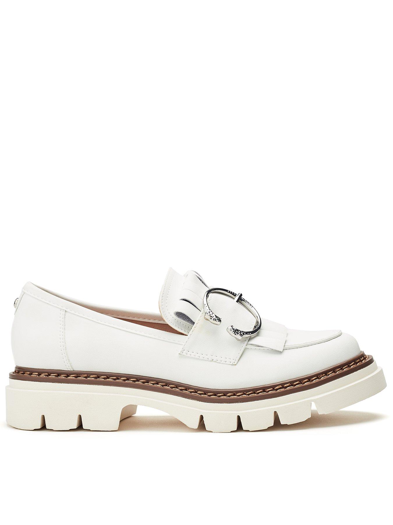 undefined Dallia Loafer - White