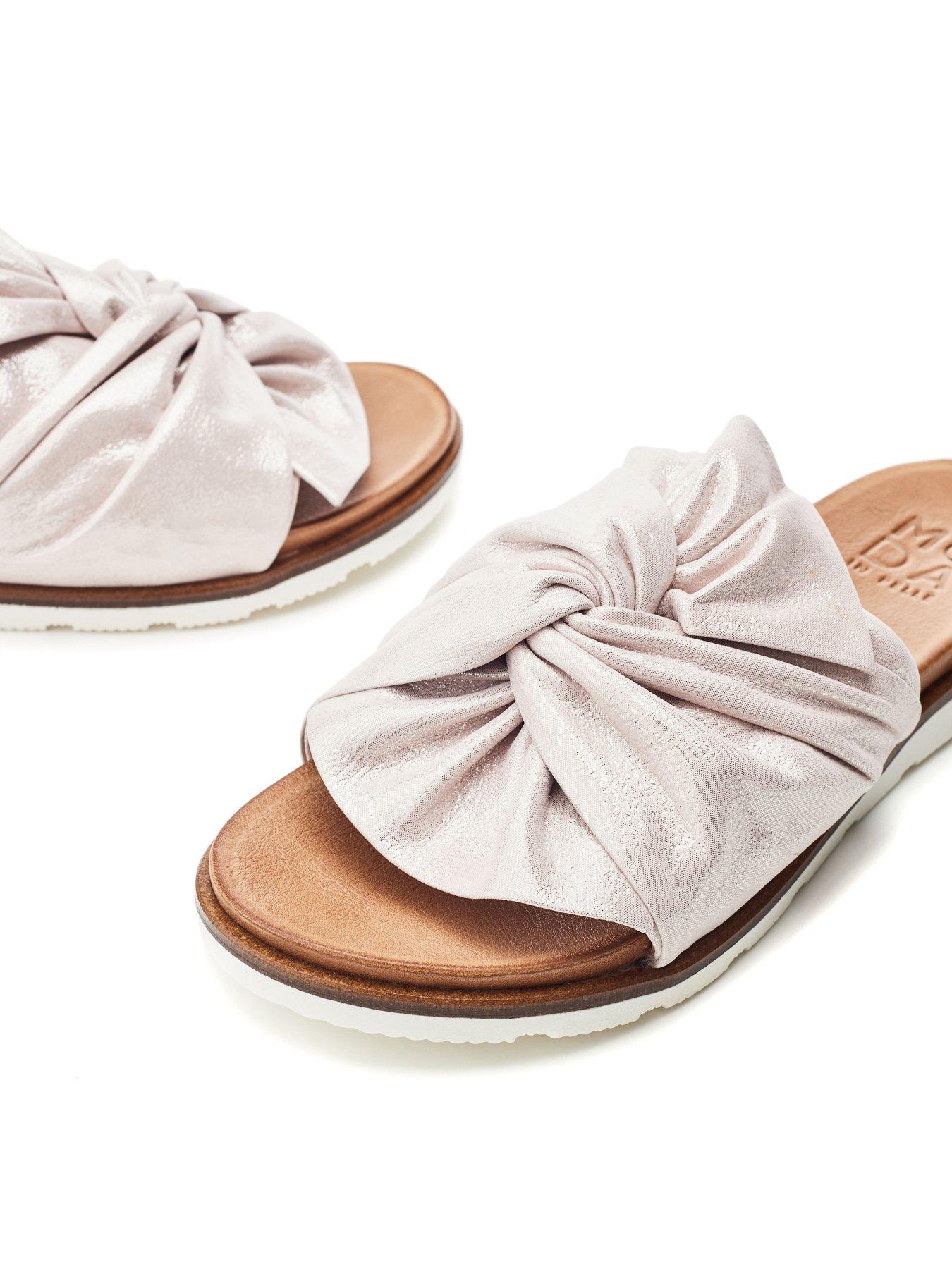 Image 4 of 4 of Moda In Pelle Jemini Twist Leather Sandal - Rose Gold