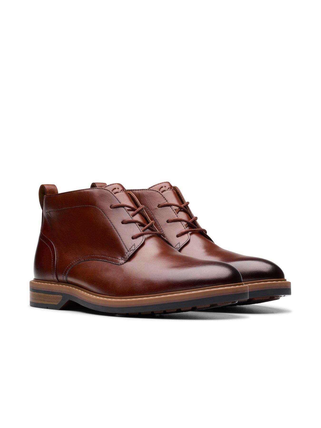 Image 6 of 7 of Clarks Aldwin Chukka Boots - Brown