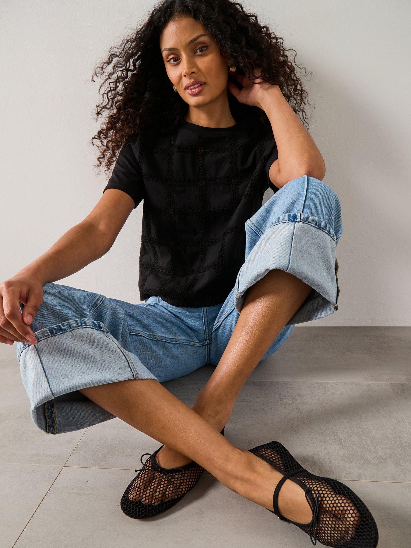 Image 4 of 6 of Mango Wide Leg Crop Jeans With Turned Up Hem - Blue