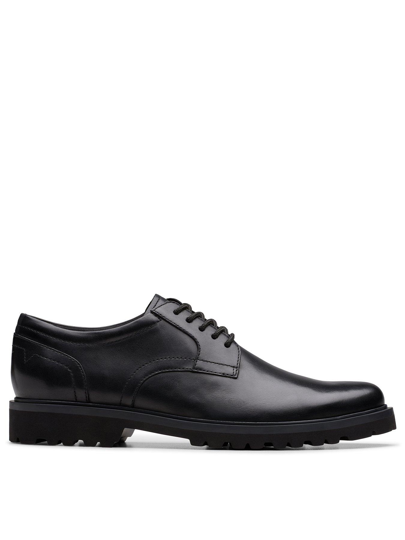 Clarks: Berwick Lace Up Derby Shoe-black