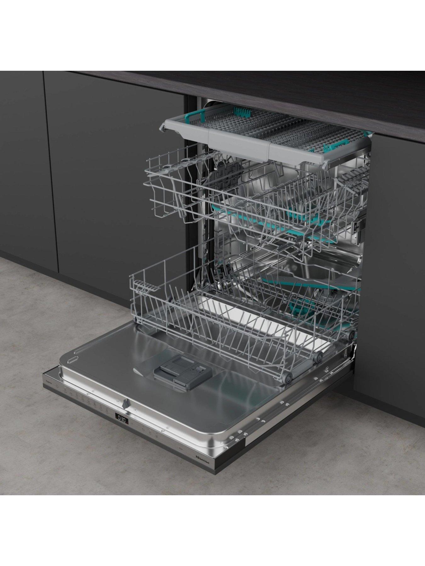 Image 6 of 7 of Hisense HV663A60UK Full-Size Fully Integrated 16-Place Dishwasher