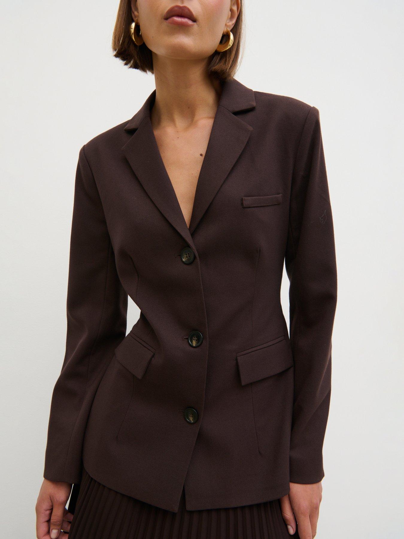 Pretty Lavish Elsa Cinched Blazer - Brown