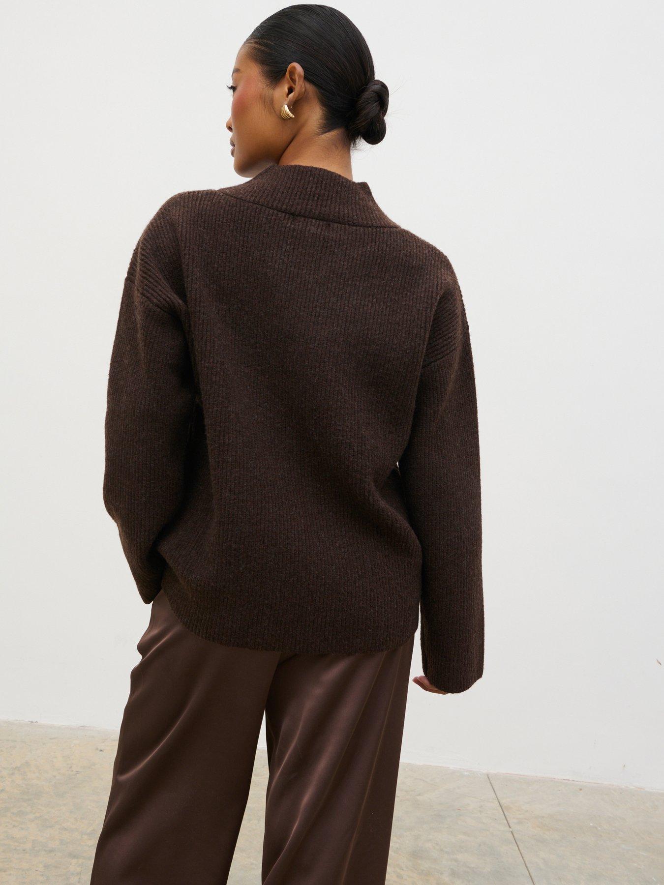Image 4 of 4 of Pretty Lavish Briana Chunky V-Neck Knit Jumper - Brown