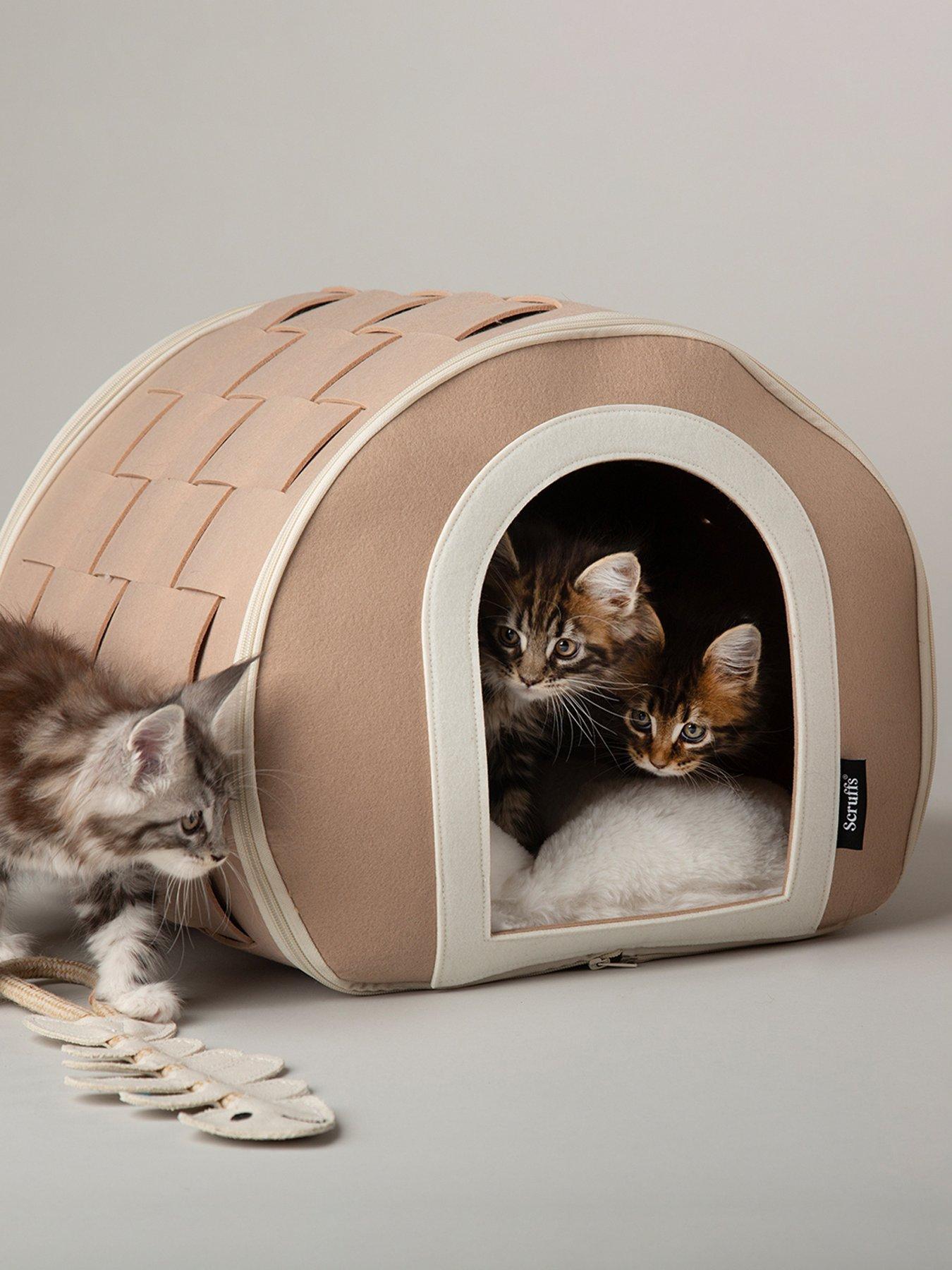 Image 1 of 7 of Scruffs Stockholm Felt Cave Cat Bed