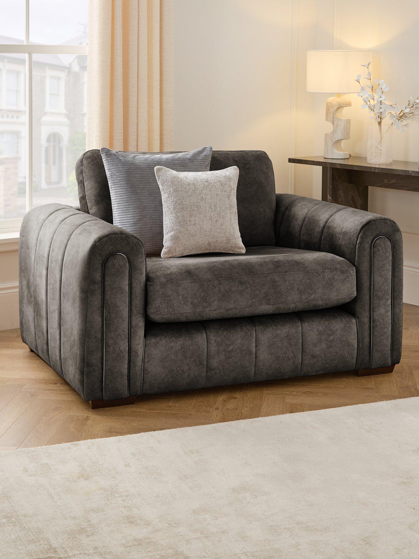 undefined Amara Love Chair