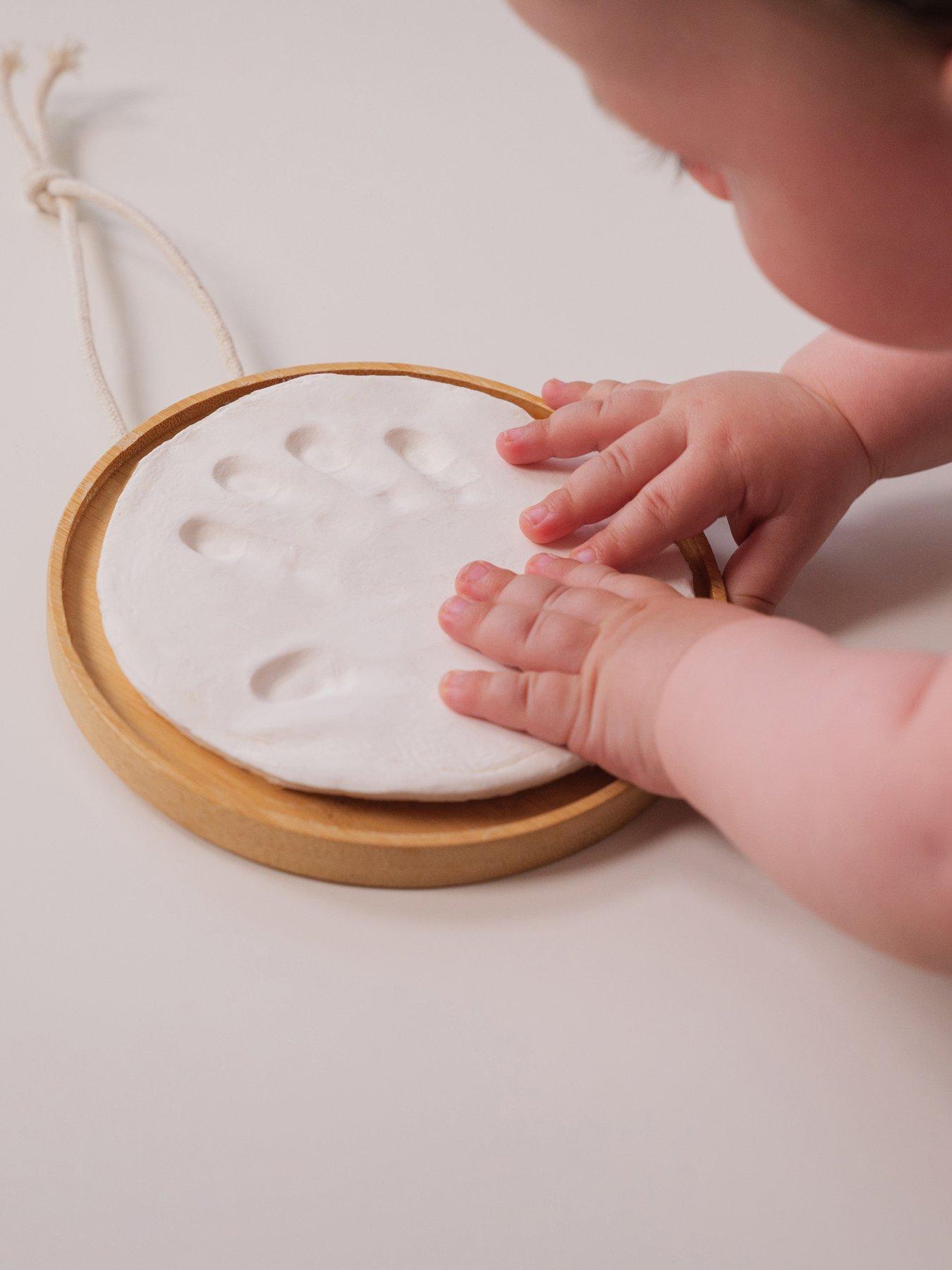 petit-artichaut-medallion-keepsake-gift