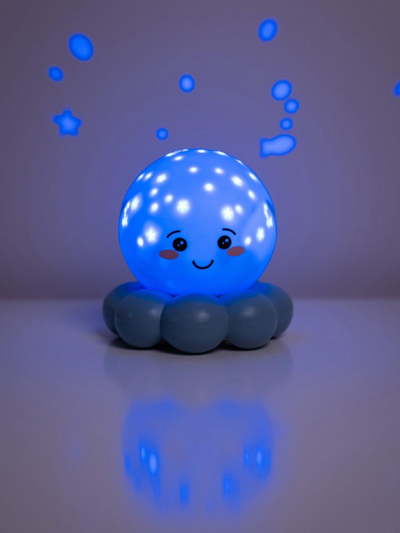 Image 4 of 4 of cloud.b Twinkles To Go Octo - Soft Blue Nightlight Projecter