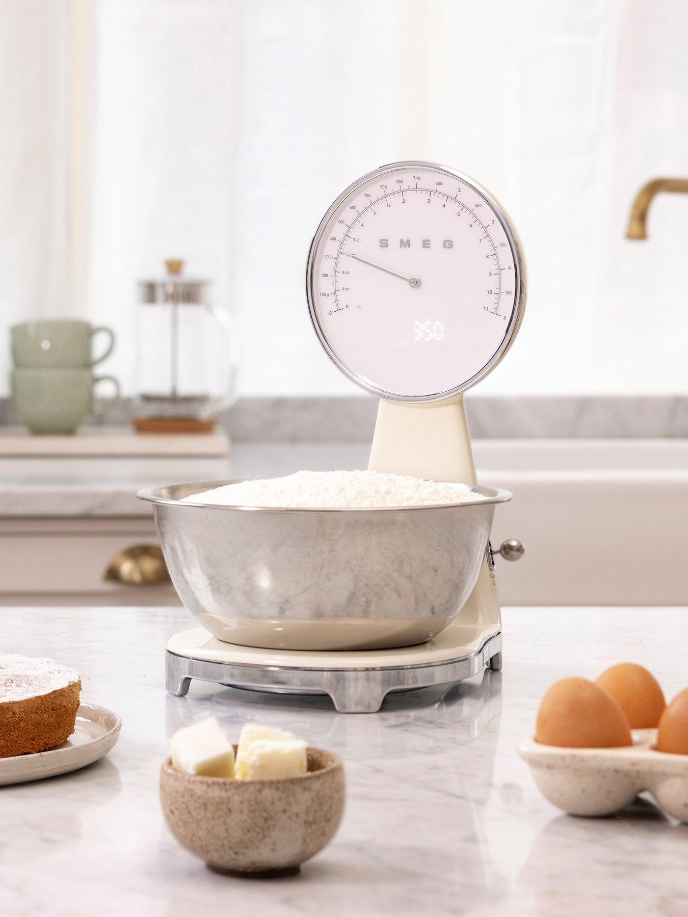 Image 2 of 5 of Smeg Digital Kitchen Scales with Removeable Bowl, Cream