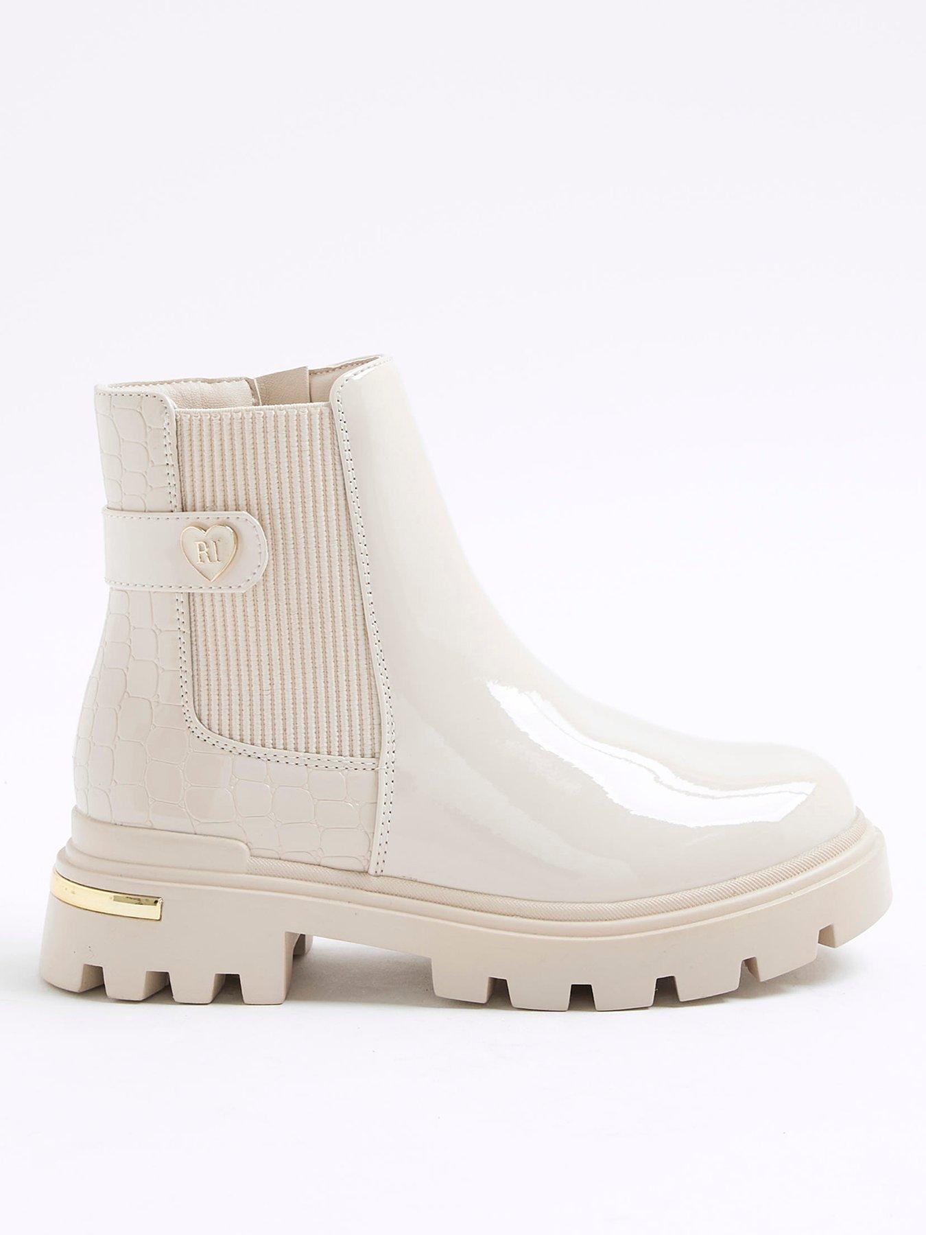undefined Older Girls Patent Heart Heeled Chelsea Boots - Cream