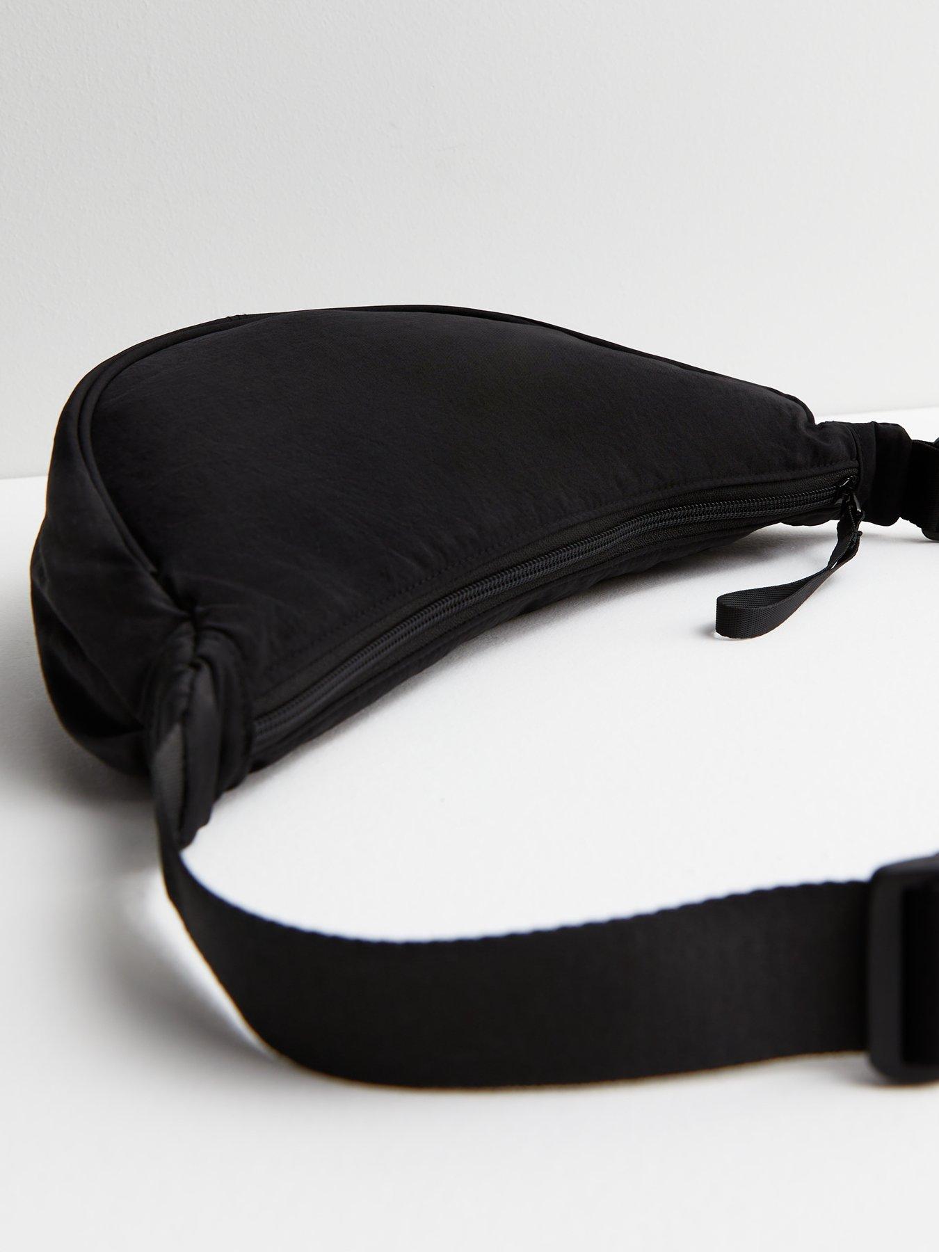 Image 4 of 4 of New Look Black Cross Body Bag