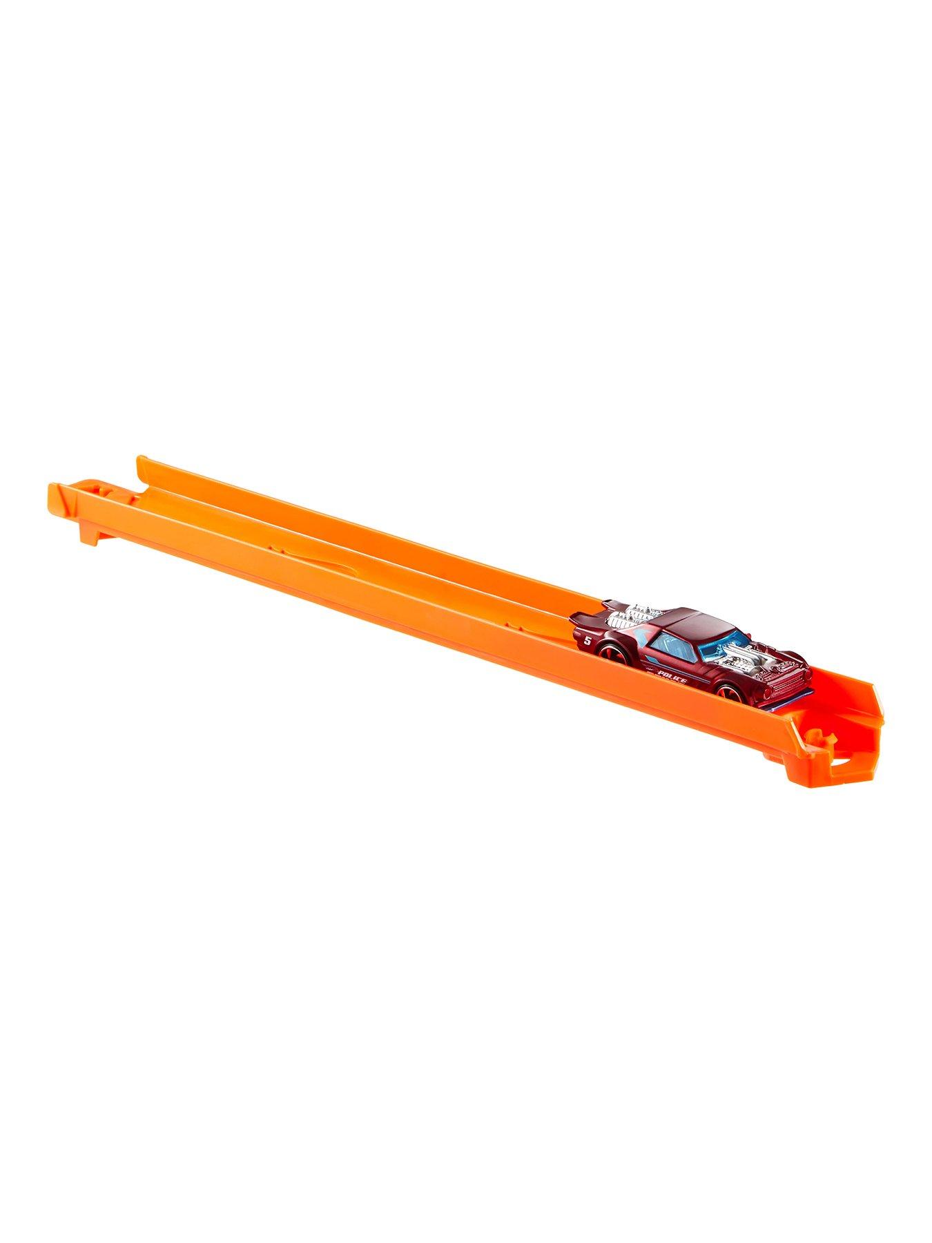 Image 3 of 7 of Hot Wheels Track Creator Track &amp; Car Starter Pack