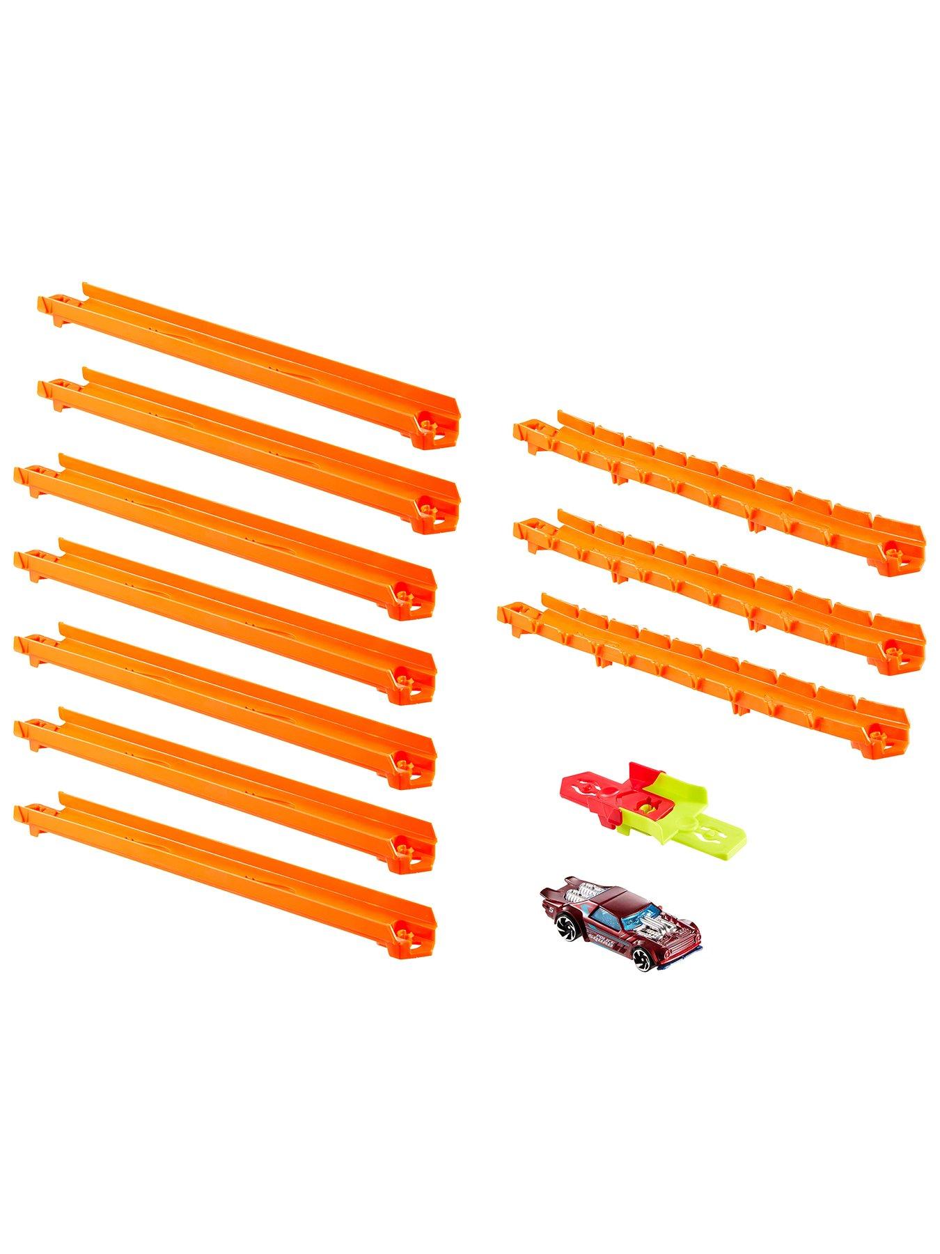 Image 4 of 7 of Hot Wheels Track Creator Track &amp; Car Starter Pack