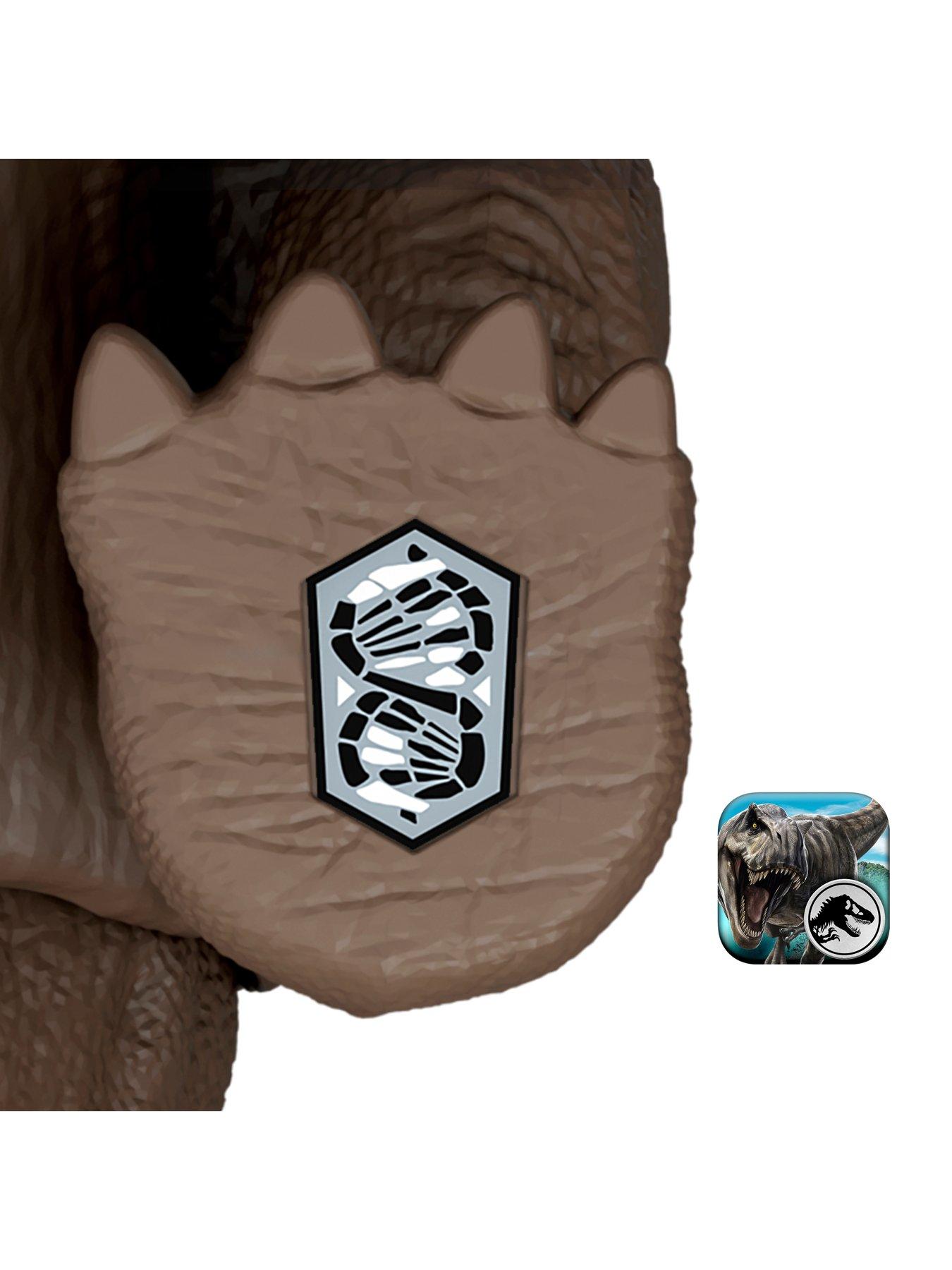 Image 5 of 8 of JURASSIC WORLD Rebirth Gigantic Thrashers Eotriceratops Dinosaur Figure Toy