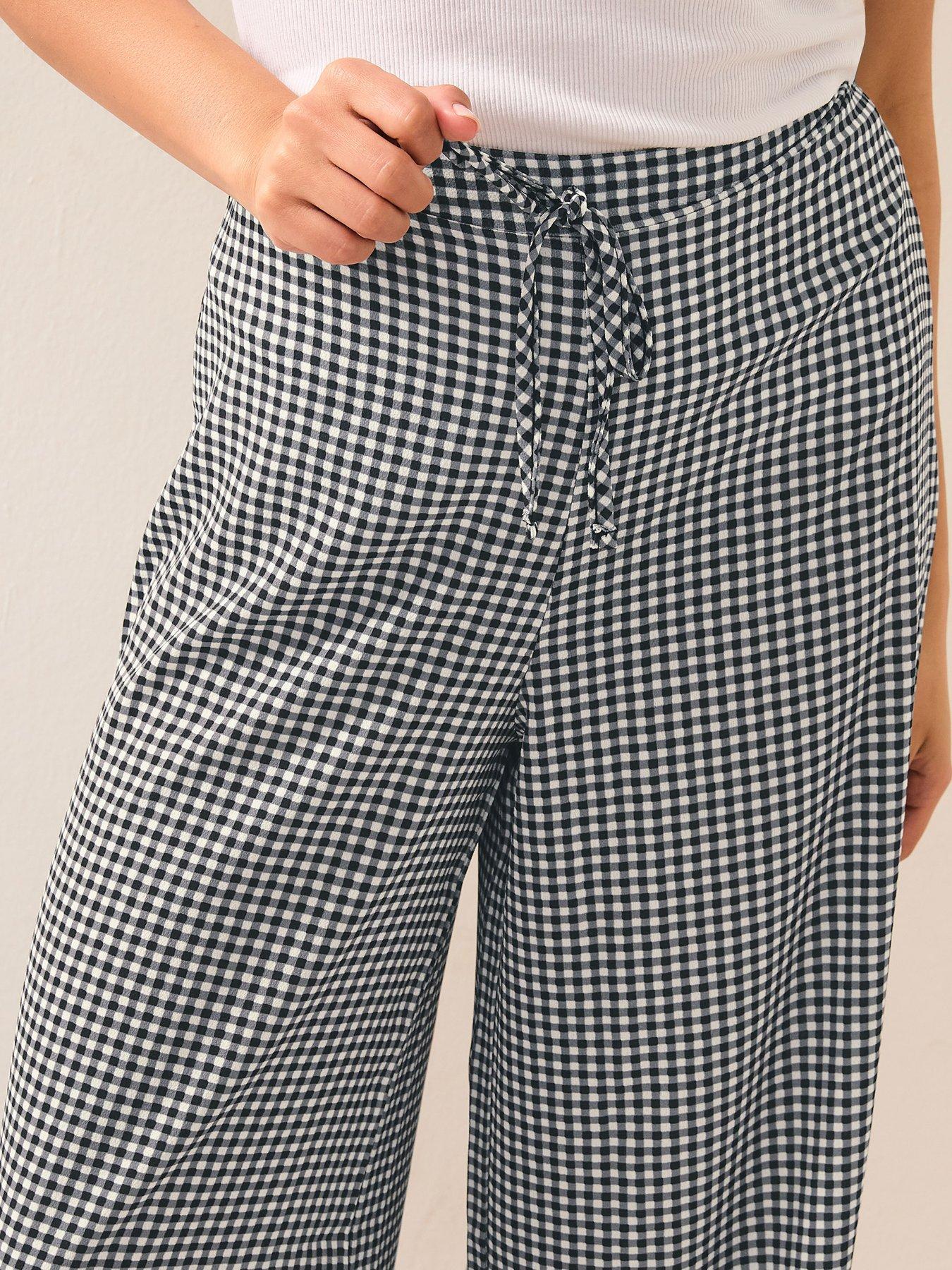 Image 4 of 4 of PixieGirl Petite Gingham Check Wide Leg Trouser - Black