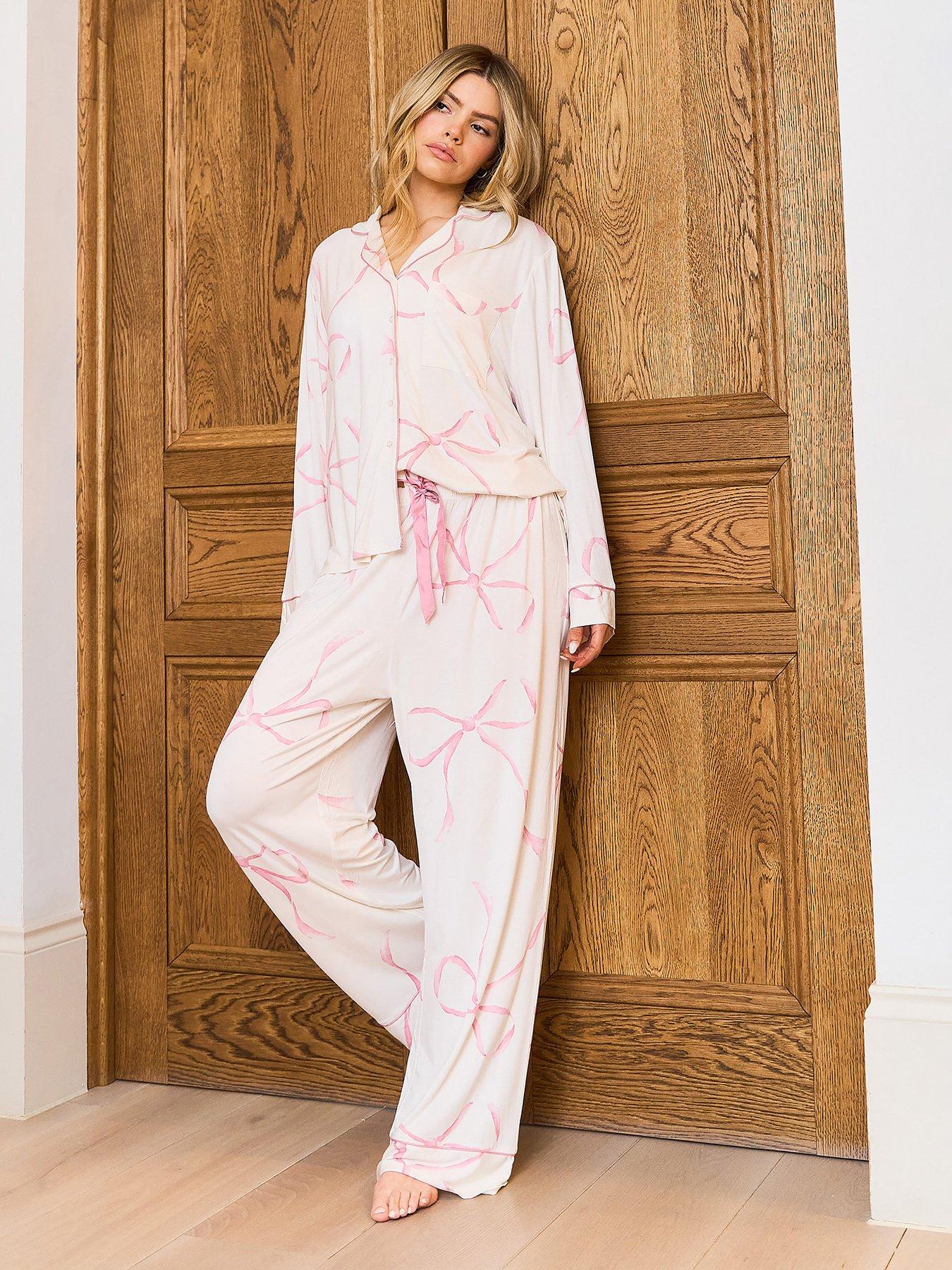 undefined Jim Jam Bow Traditional Pyjama Set - Neutral