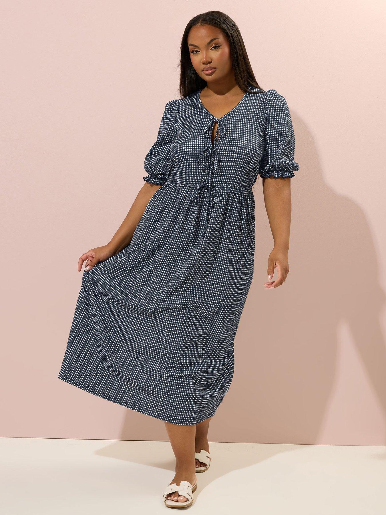 Image 1 of 5 of Yours Curve Bow Front Midaxi Dress - Black