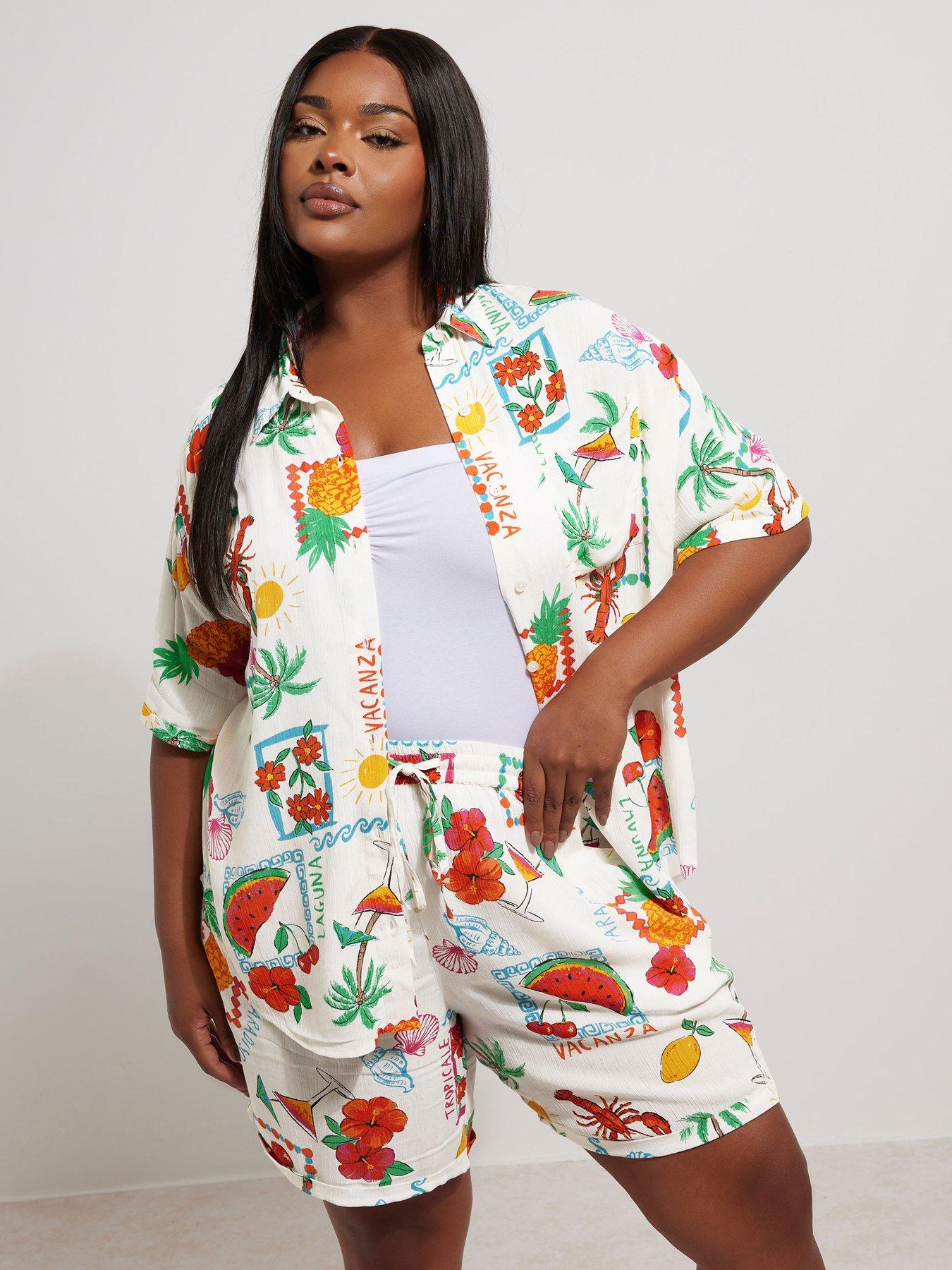 undefined Curve Crinkle Shorts - White