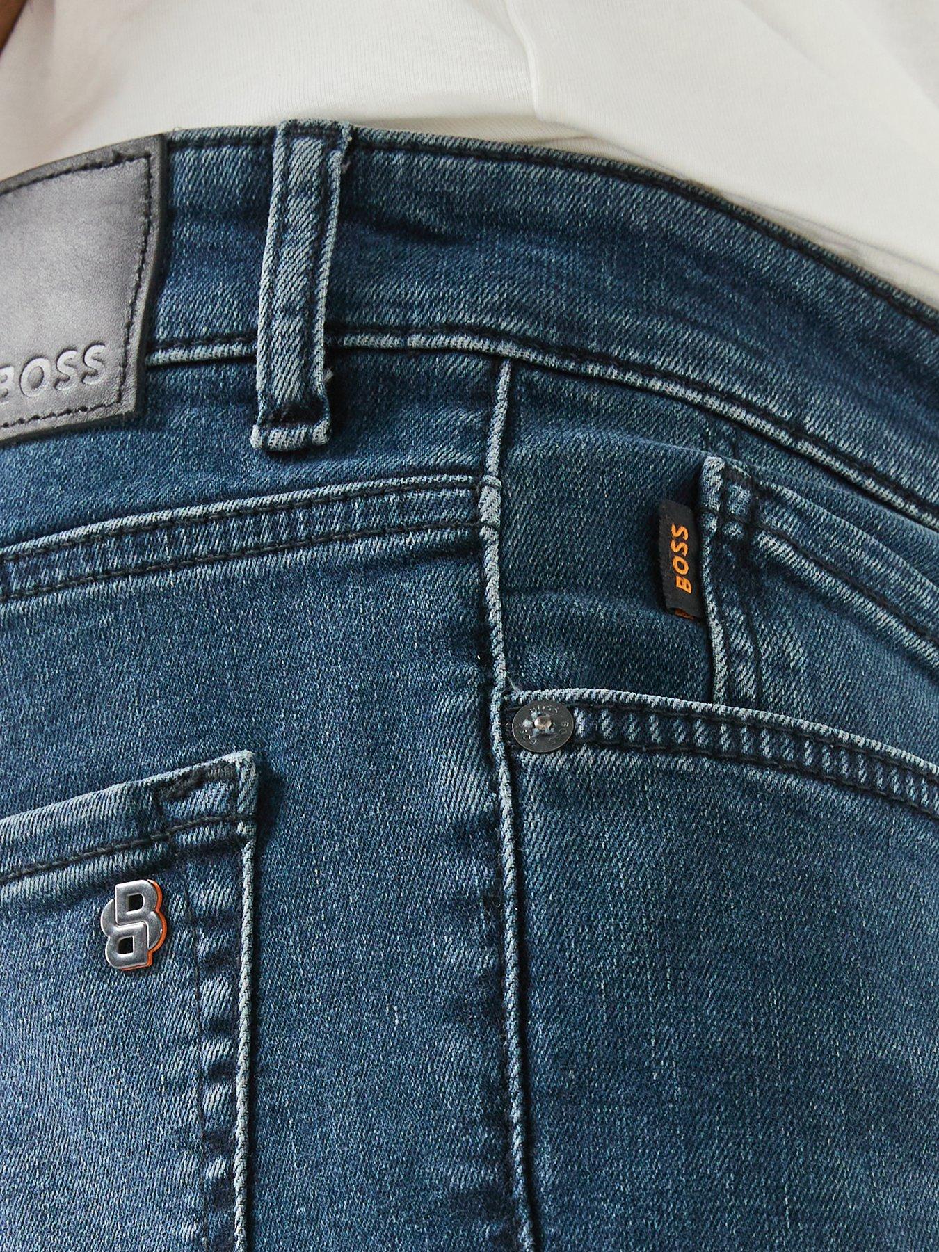 Image 4 of 6 of BOSS Onyx Tapered Fit Jeans - Dark Wash
