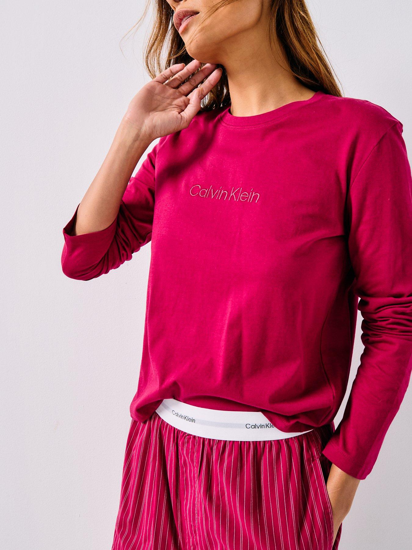 Image 4 of 5 of Calvin Klein Long Sleeve T-shirt And Pant Holiday Set - Red