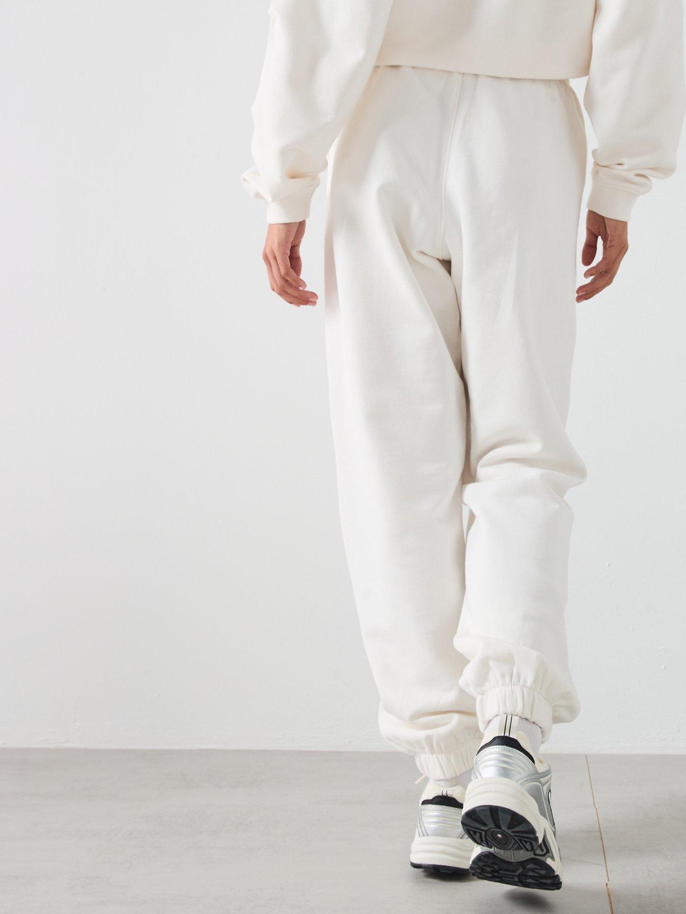 Image 2 of 5 of Tommy Jeans Varsity Joggers - White