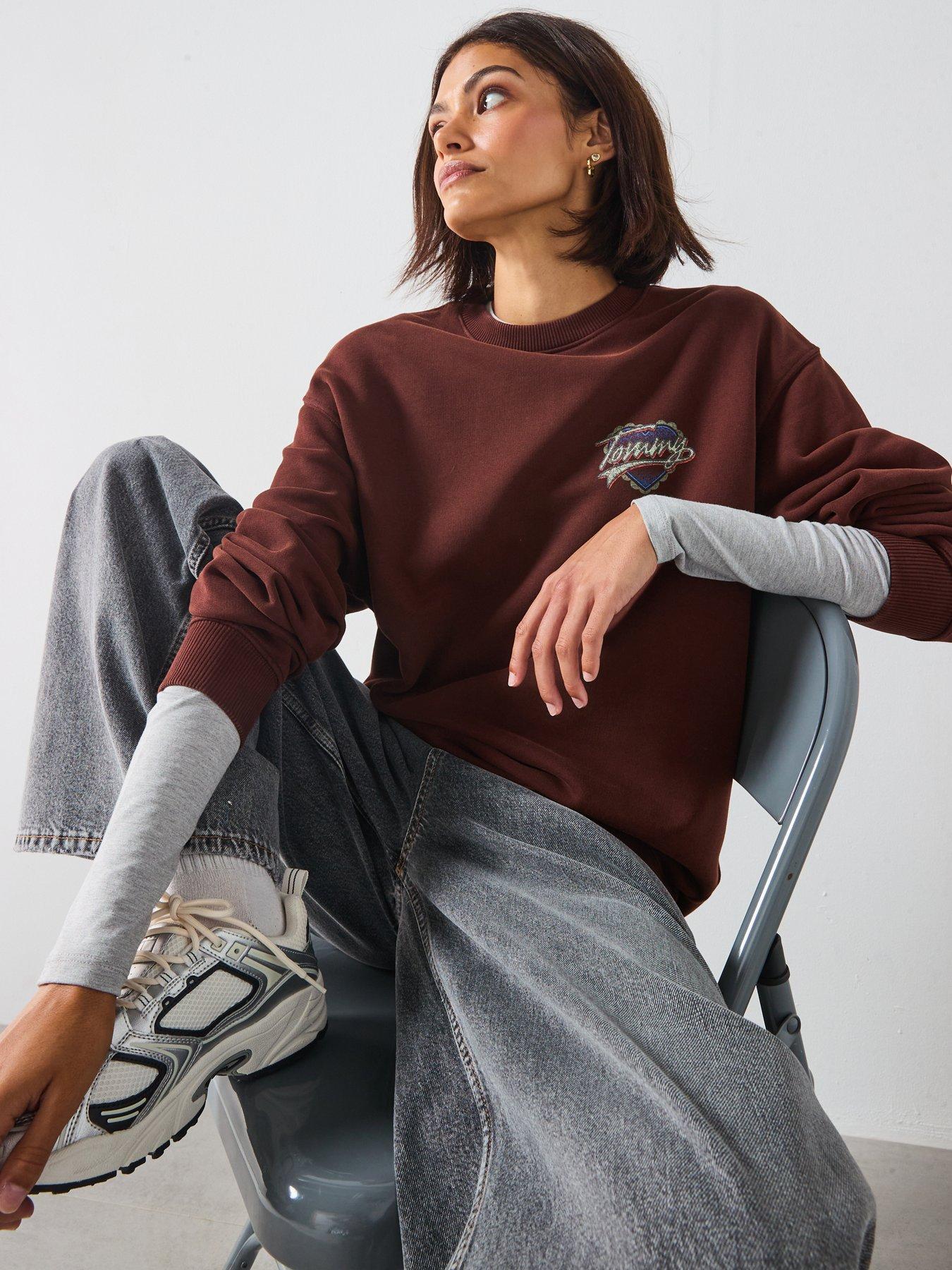 Image 4 of 6 of Tommy Jeans Heart Logo Crew Sweater - Brown