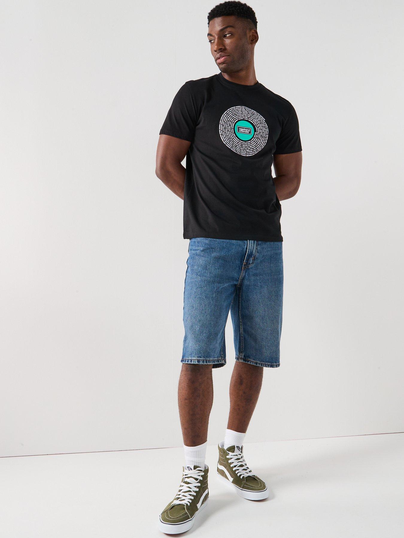 Image 3 of 5 of Weekend Offender Exclusive Oasis Live Forever Print T-Shirt - Black