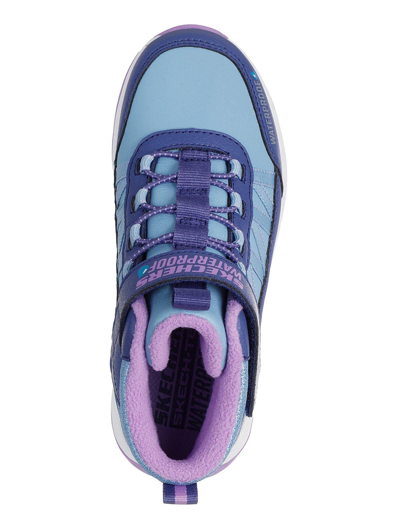 Image 3 of 5 of Skechers Waterproof  Bungee & Gore Sneaker Boot