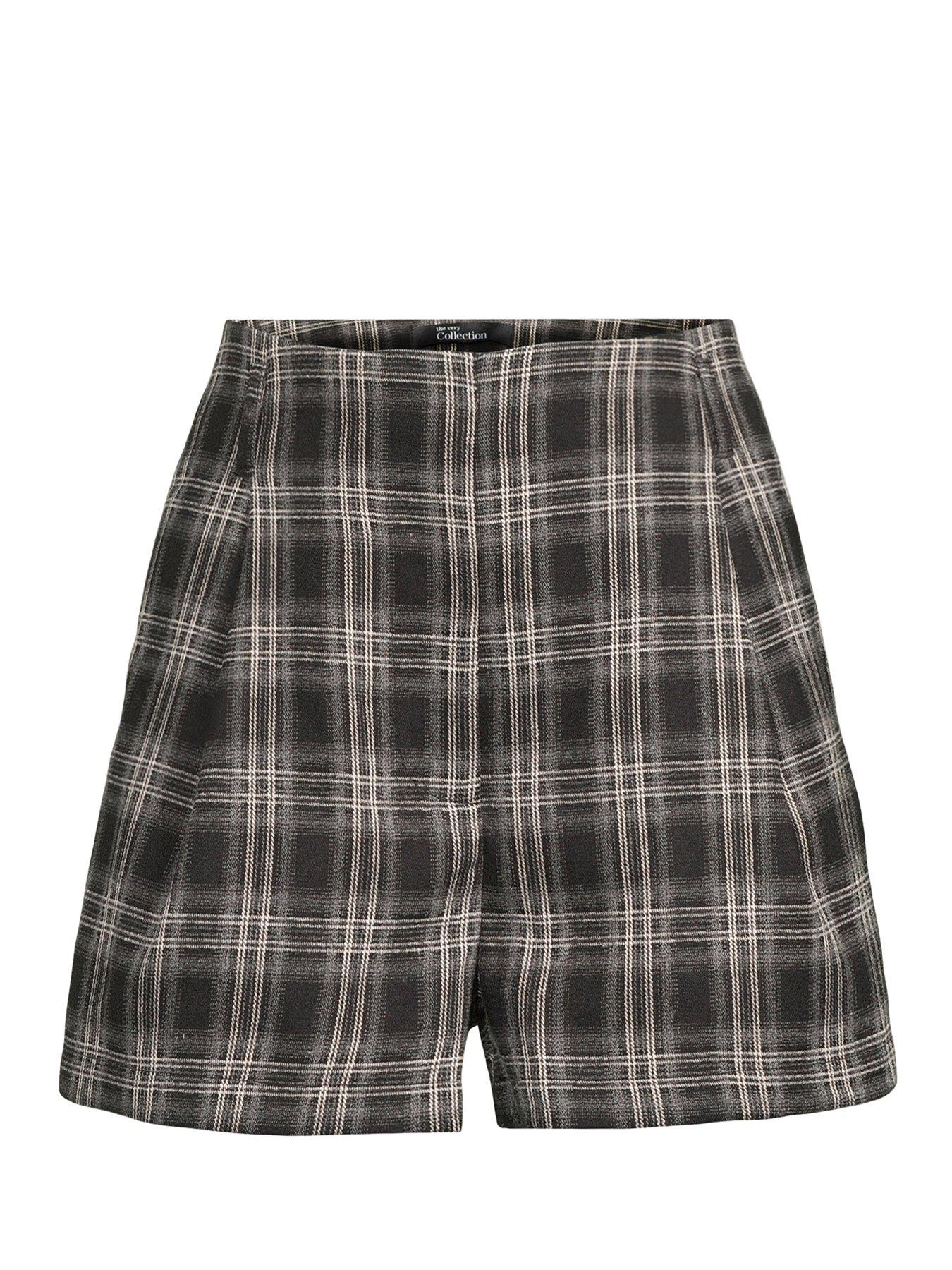 Image 7 of 7 of The Very Collection Contrast Check Shorts Co-Ord - Print