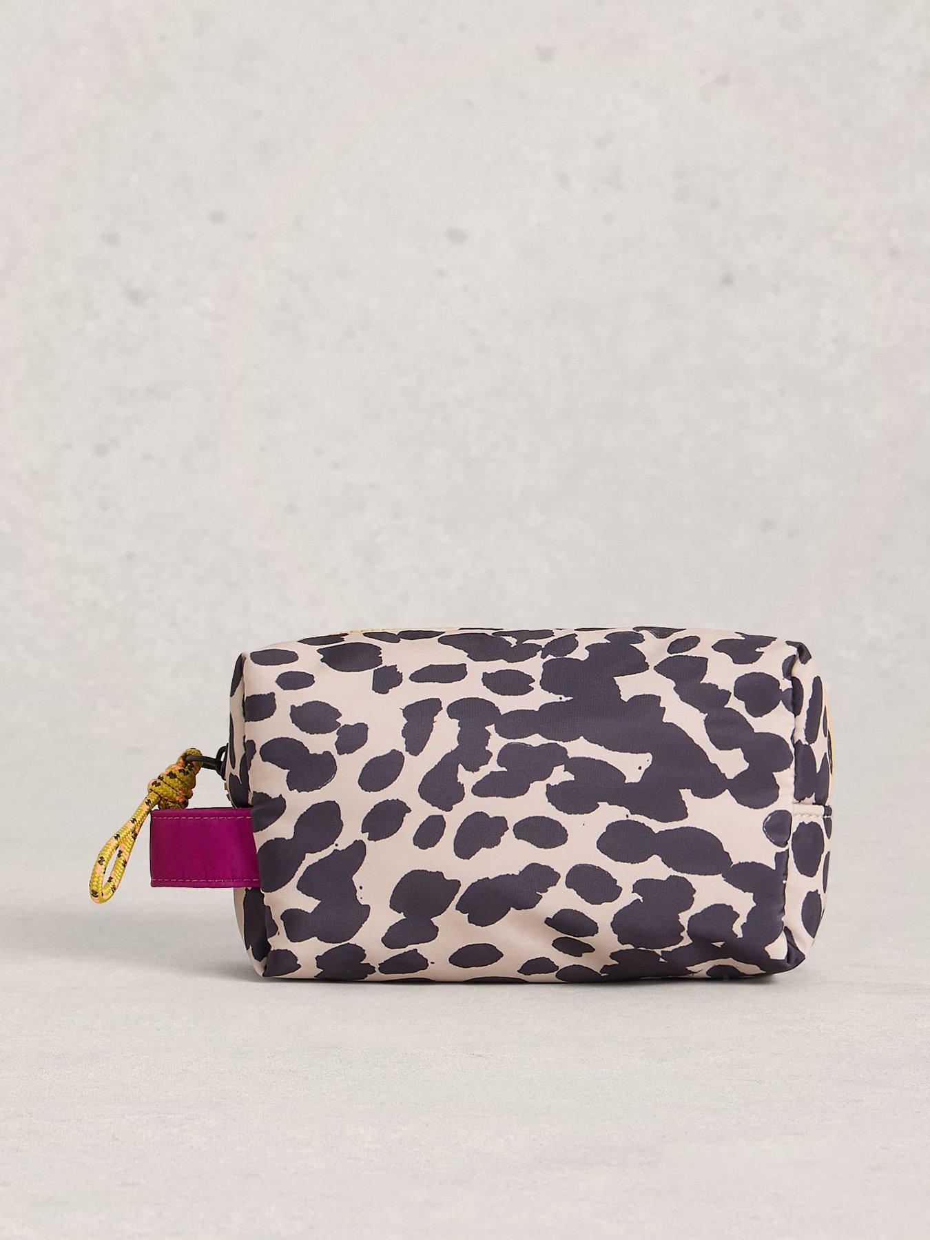undefined Printed Meadow Toiletry - Beige