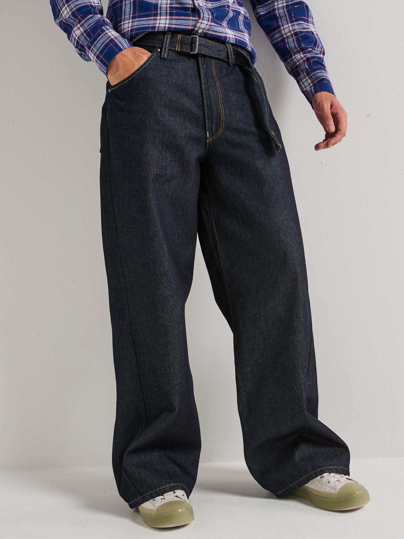 Image 1 of 6 of Levi's Twisted Baggy Fit Jeans - Twist And Sew - Black