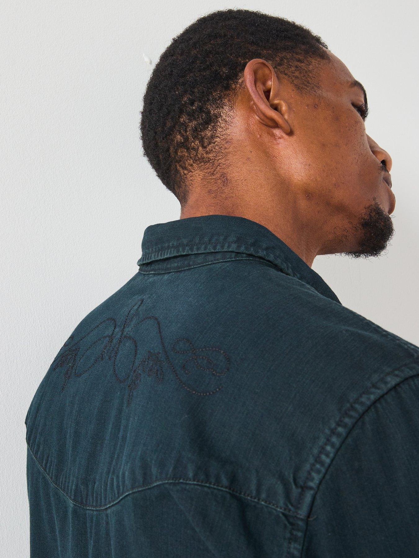 Image 4 of 6 of Levi's Smiley Denim Long Sleeve Shirt - Black