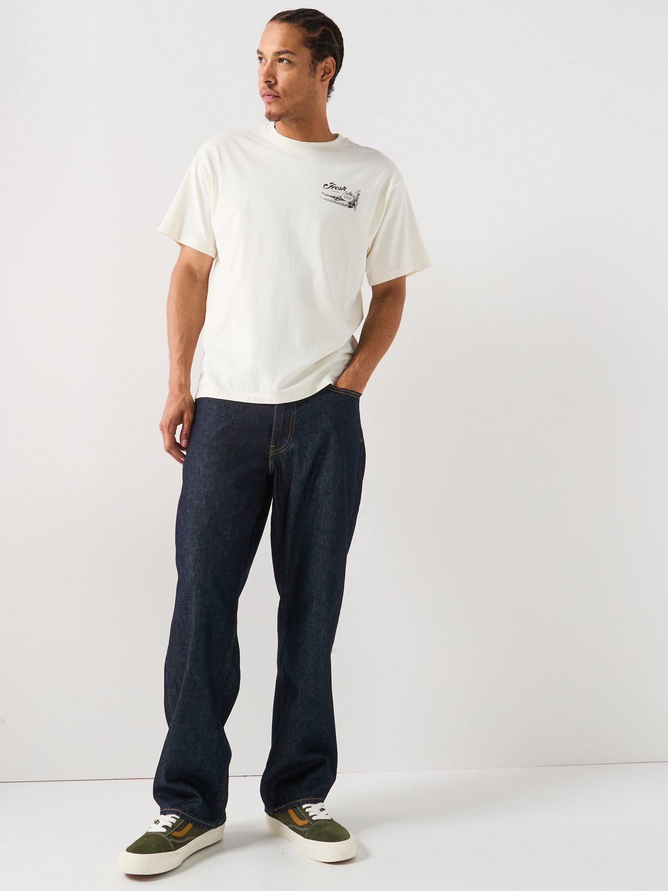 Image 3 of 6 of Levi's Vintage Fit Graphic Print Short Sleeve T-Shirt - White