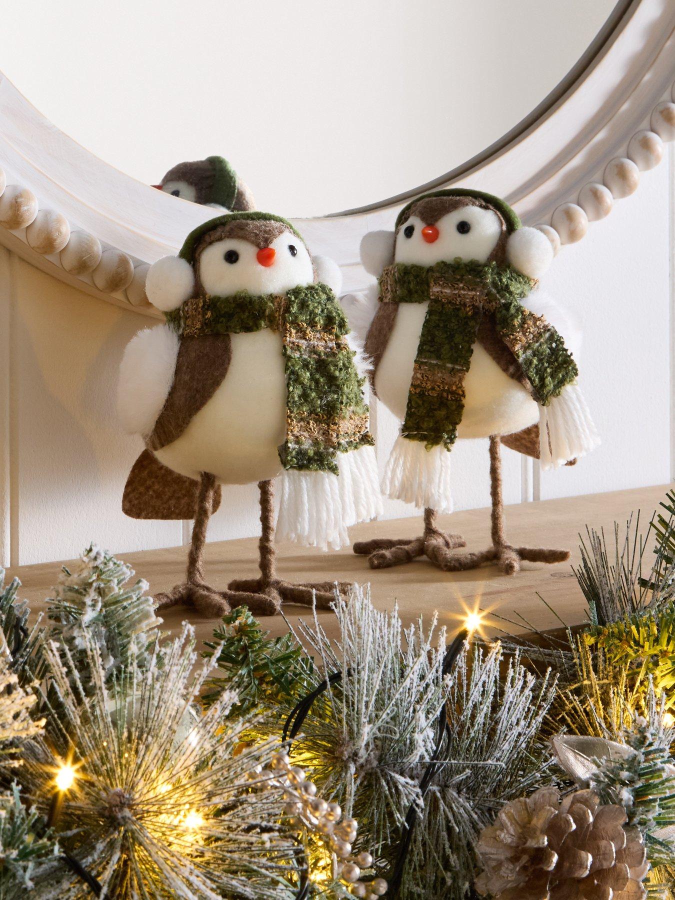 Festive Set of 2 Felt Robins with Scarfs Christmas Decorations