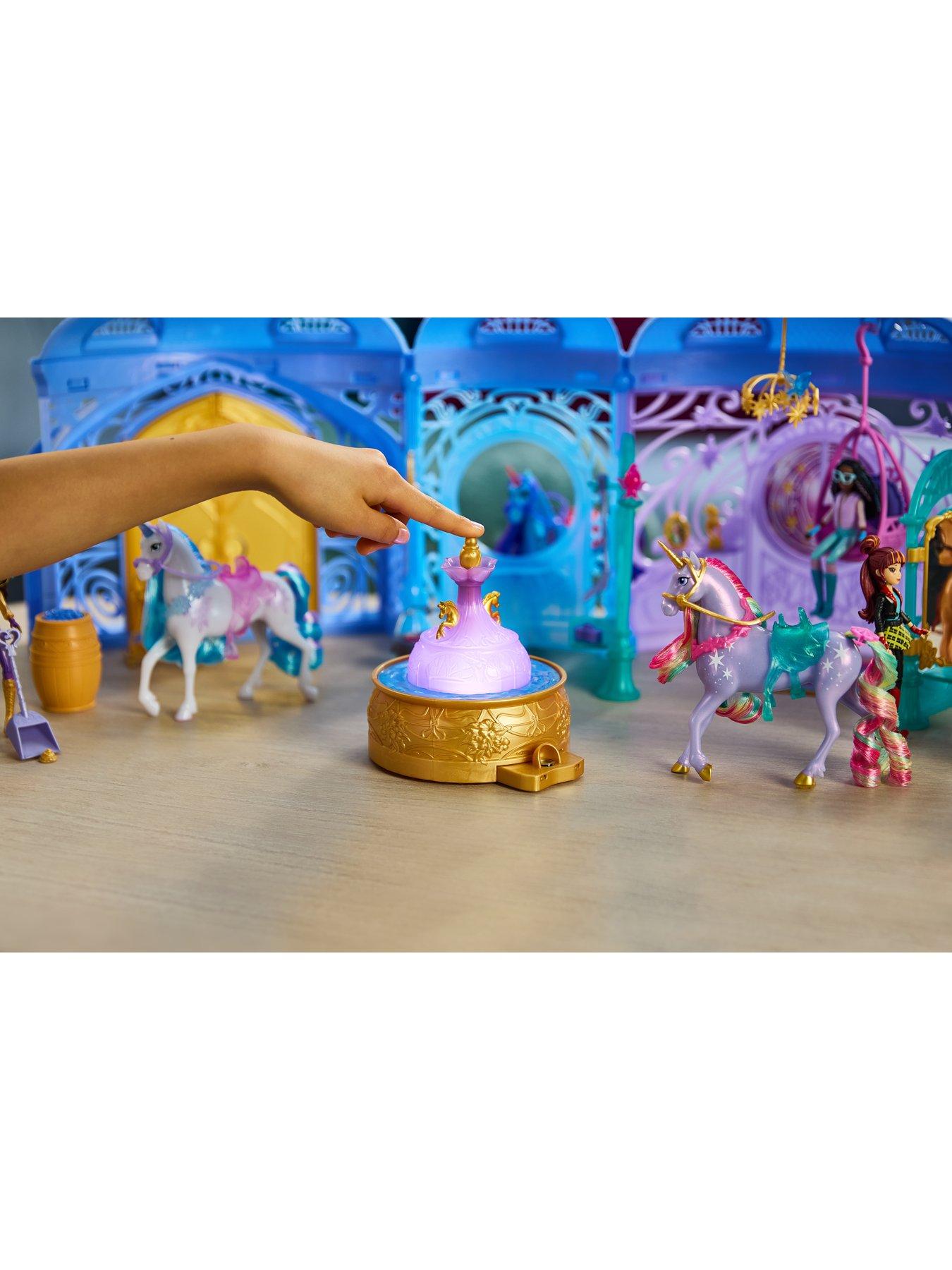 Image 3 of 7 of Unicorn Academy Stable Playset