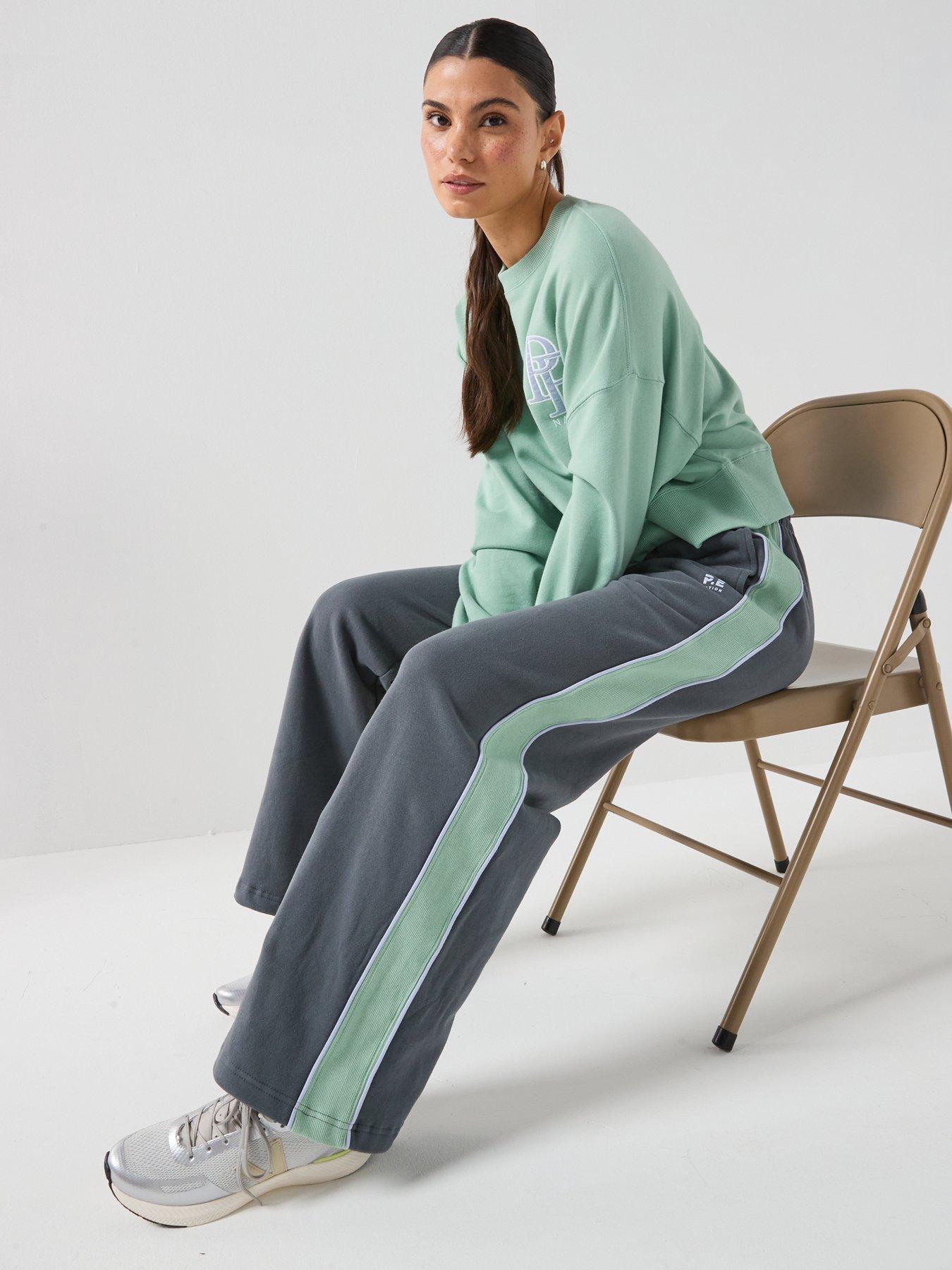 Image 4 of 6 of P.E Nation Womens Training Summit Long Sleeve Sweatshirt - Green