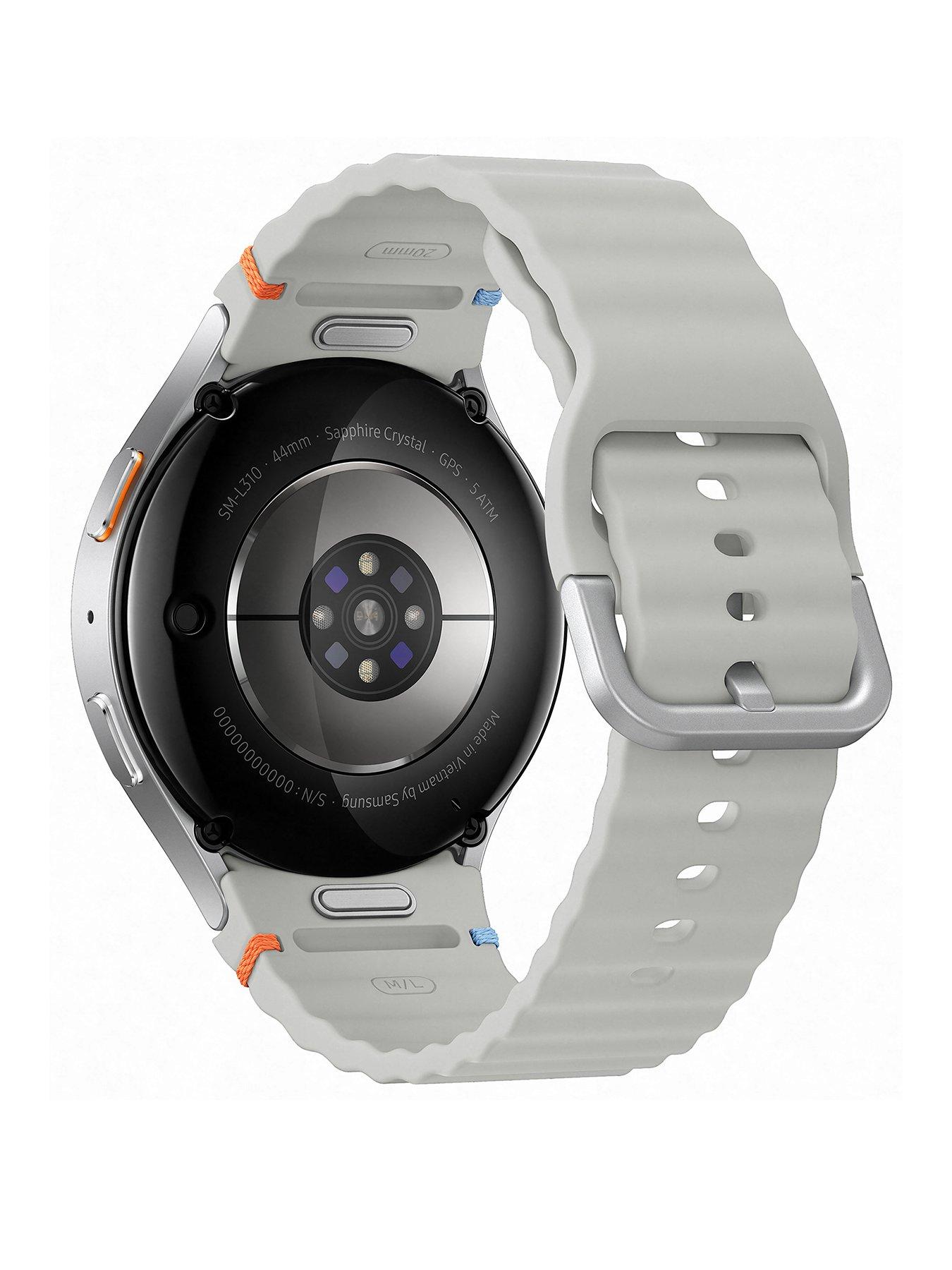 Image 2 of 8 of Samsung Galaxy Watch7 44mm LTE Silver with Galaxy Buds3 - Silver