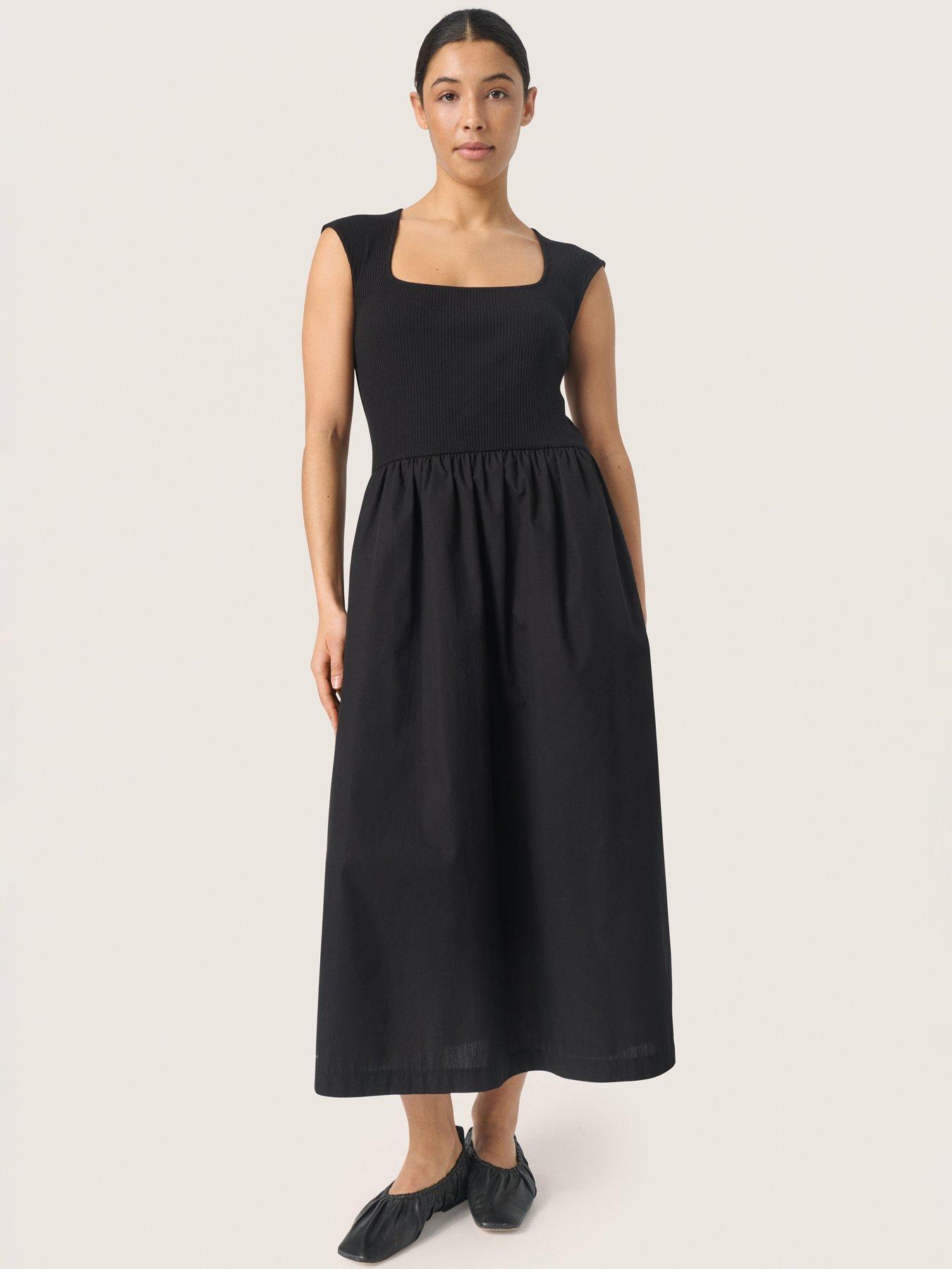 undefined Simone Phoebe Short Sleeve Midi Dress - Black