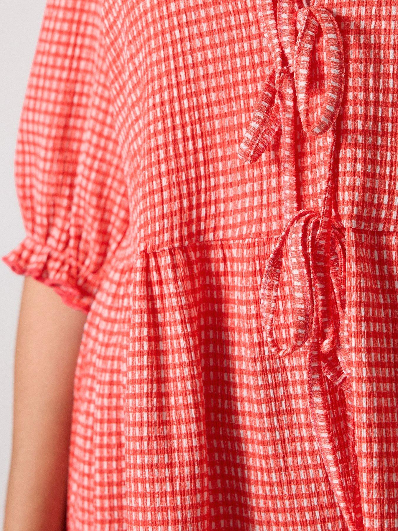 Image 4 of 4 of Yours Curve Bow Front Smock Top - Red