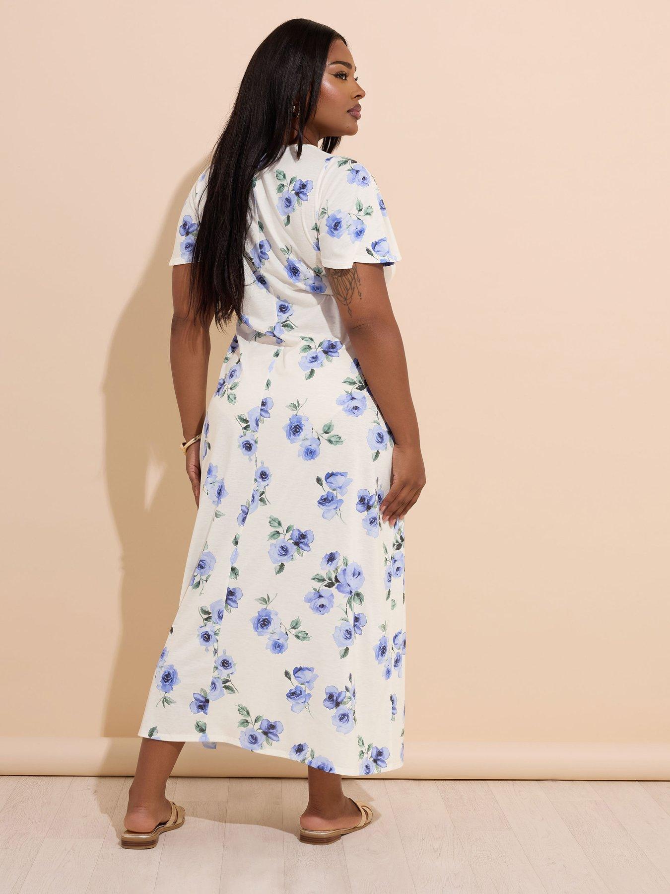 Image 2 of 4 of Yours Curve Bow Front Dress - White