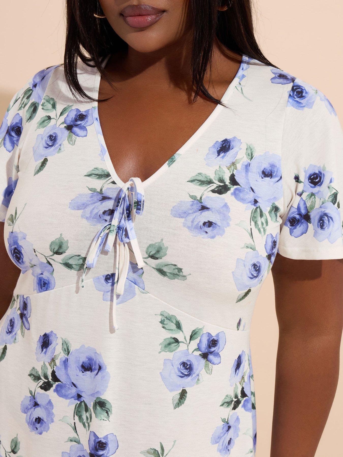 Image 4 of 4 of Yours Curve Bow Front Dress - White