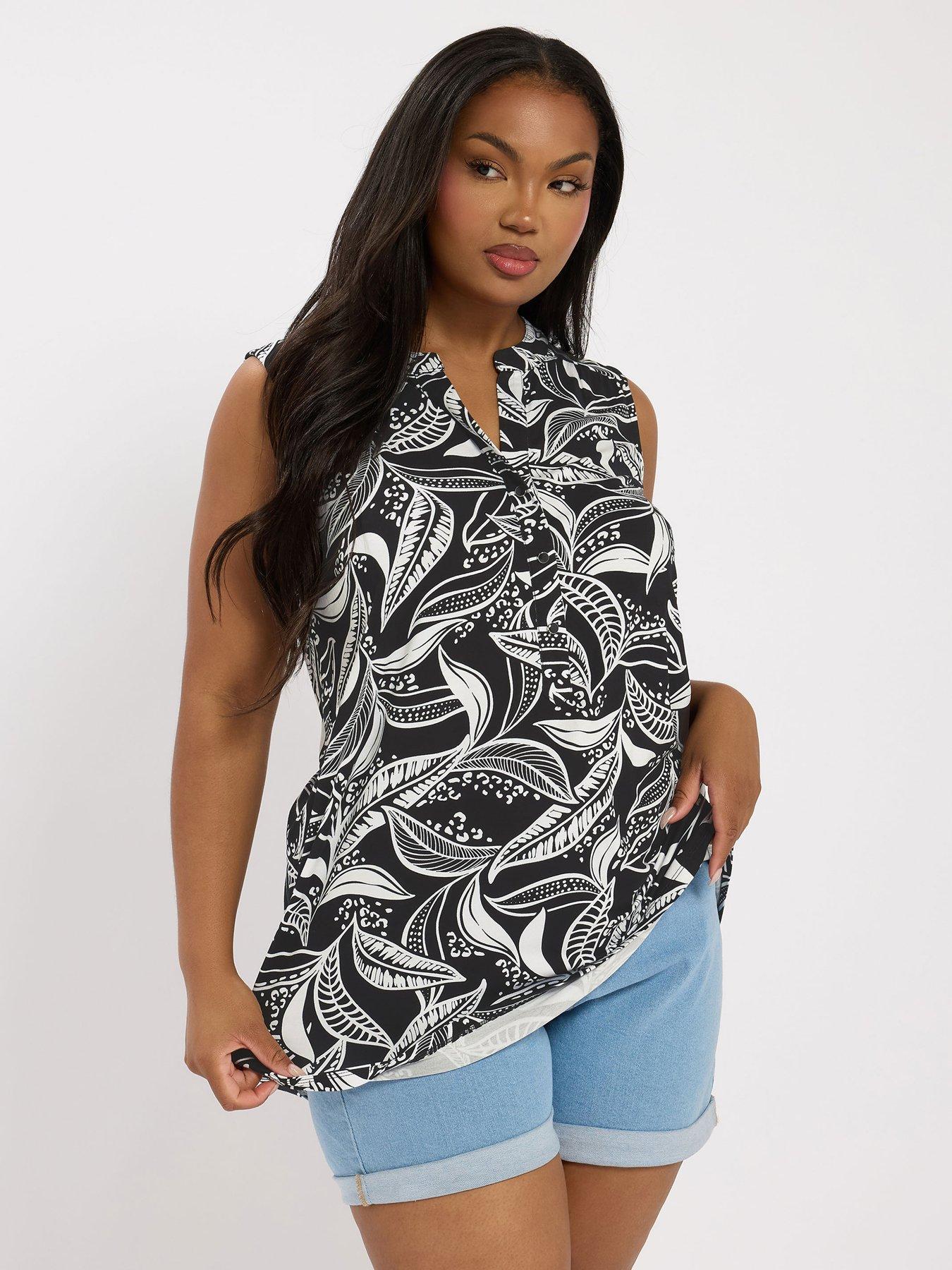 undefined Curve Sleeveless Blouse - Black