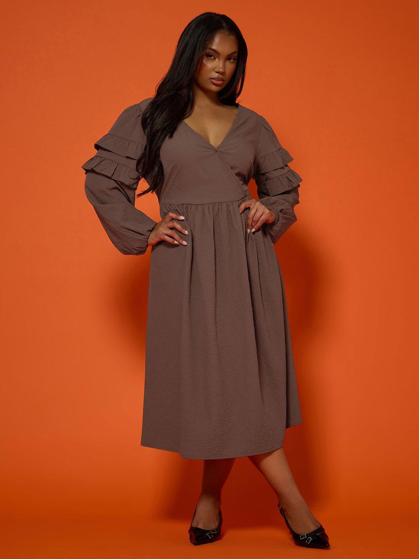undefined Curve Textured Ruffle Dress - Brown