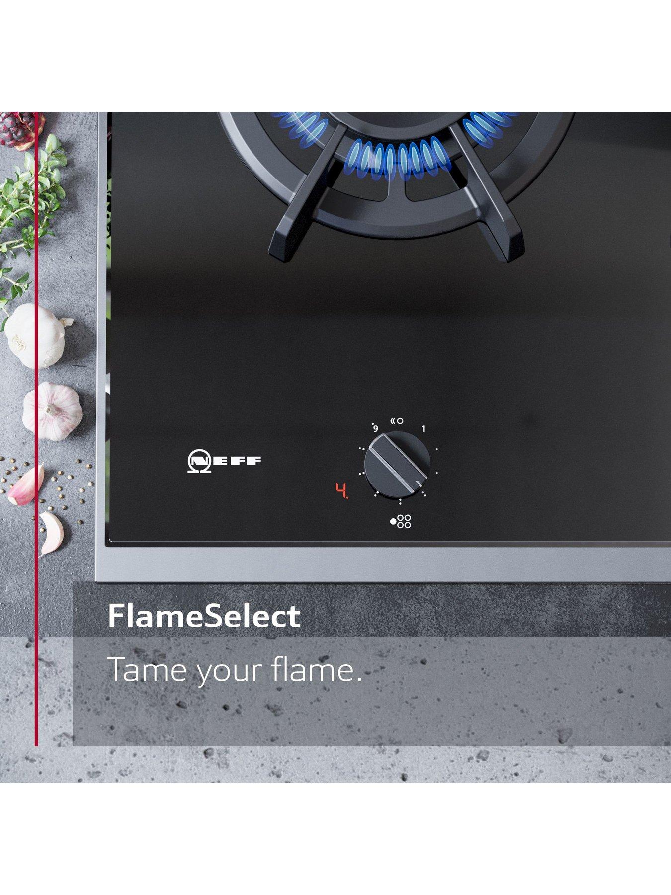 Image 6 of 7 of Neff T26PIP4S0, 60cm Gas Hob, Black Tempered Glass, 4 burner, Optimised FlameSelect, 4 Dishwasher suitable cast iron pan supports, Detachable metallic sword dials