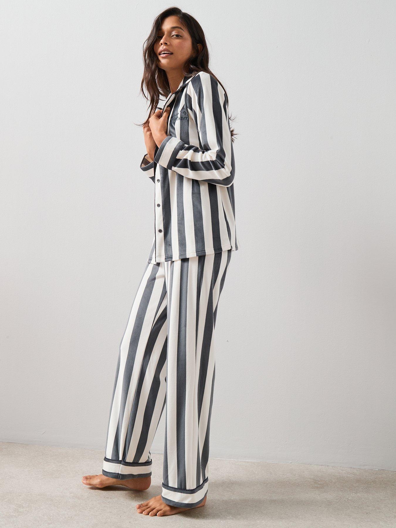 The Very Collection Stripe Fleece Revere Pyjama Set - Grey | Very