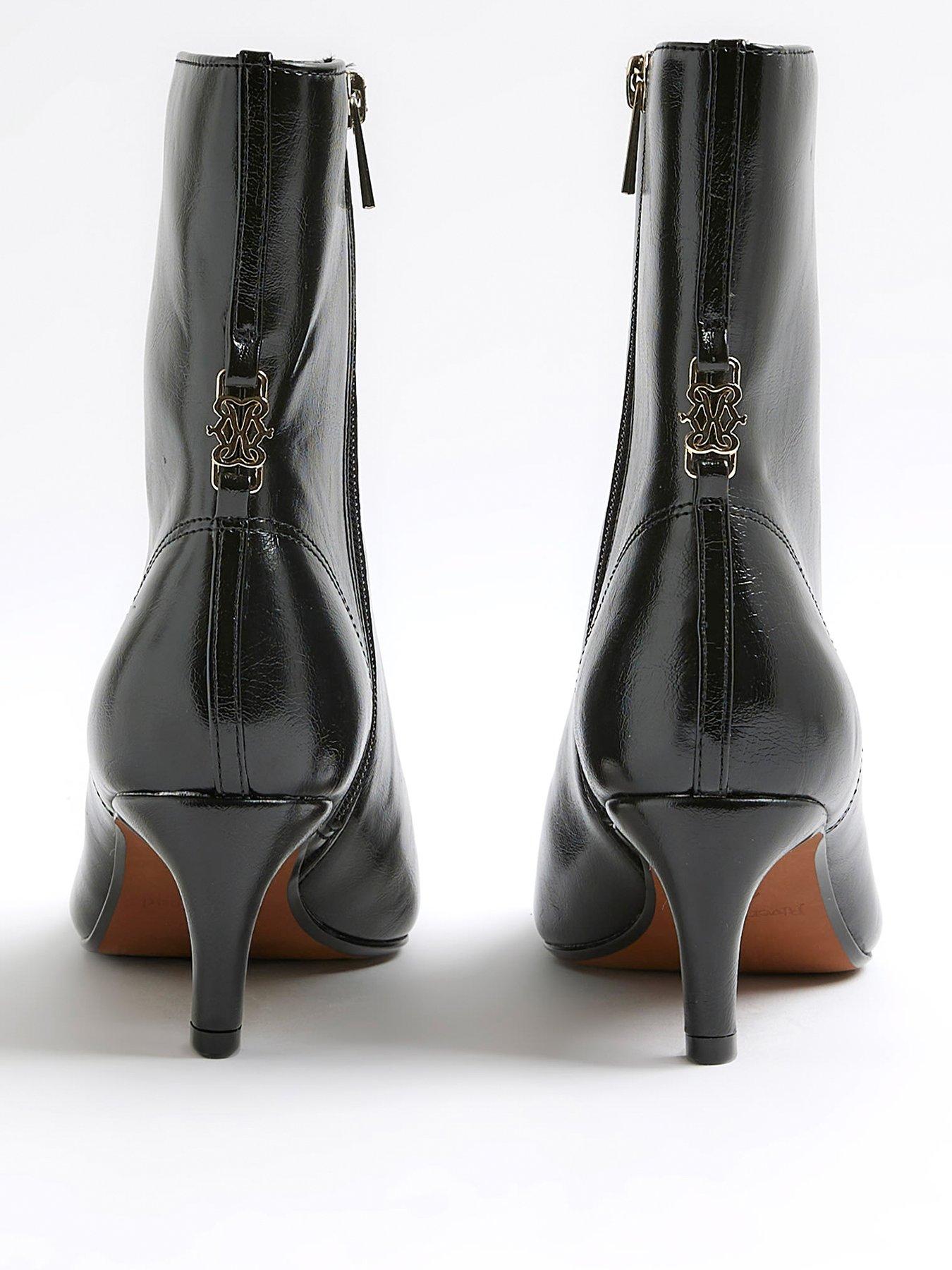 Image 2 of 6 of River Island Wide Point Kitten Heel Boot - Black
