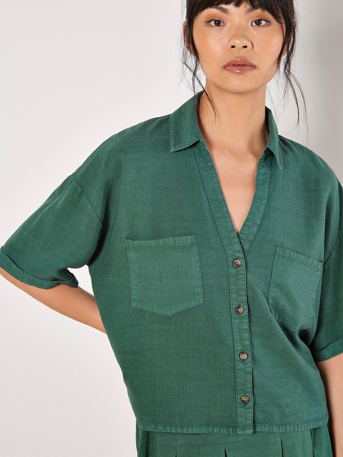 undefined Open Collar Cropped Shirt - Green