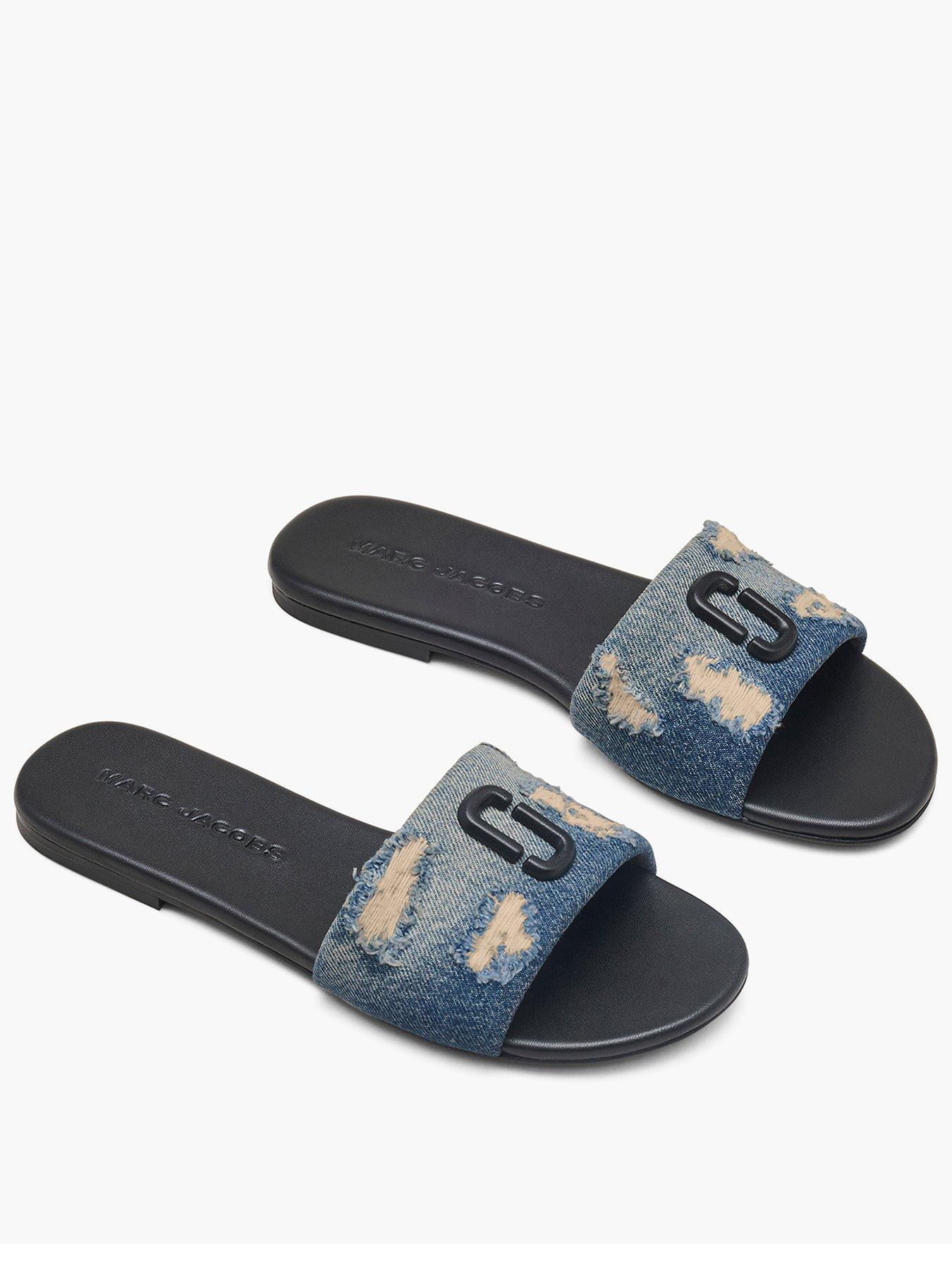 MARC JACOBS The Snapshot Slide